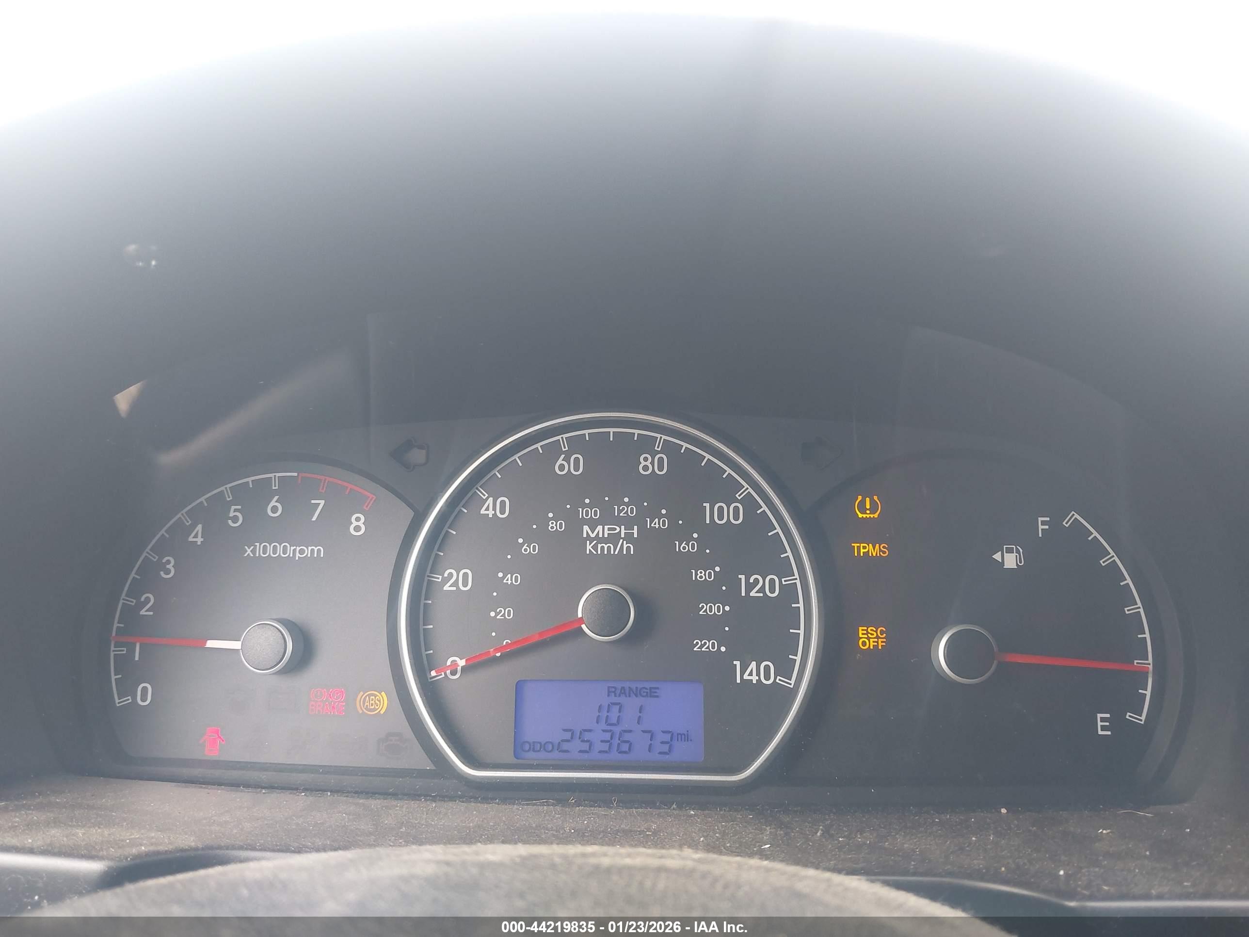 HYUNDAI ELANTRA image 7