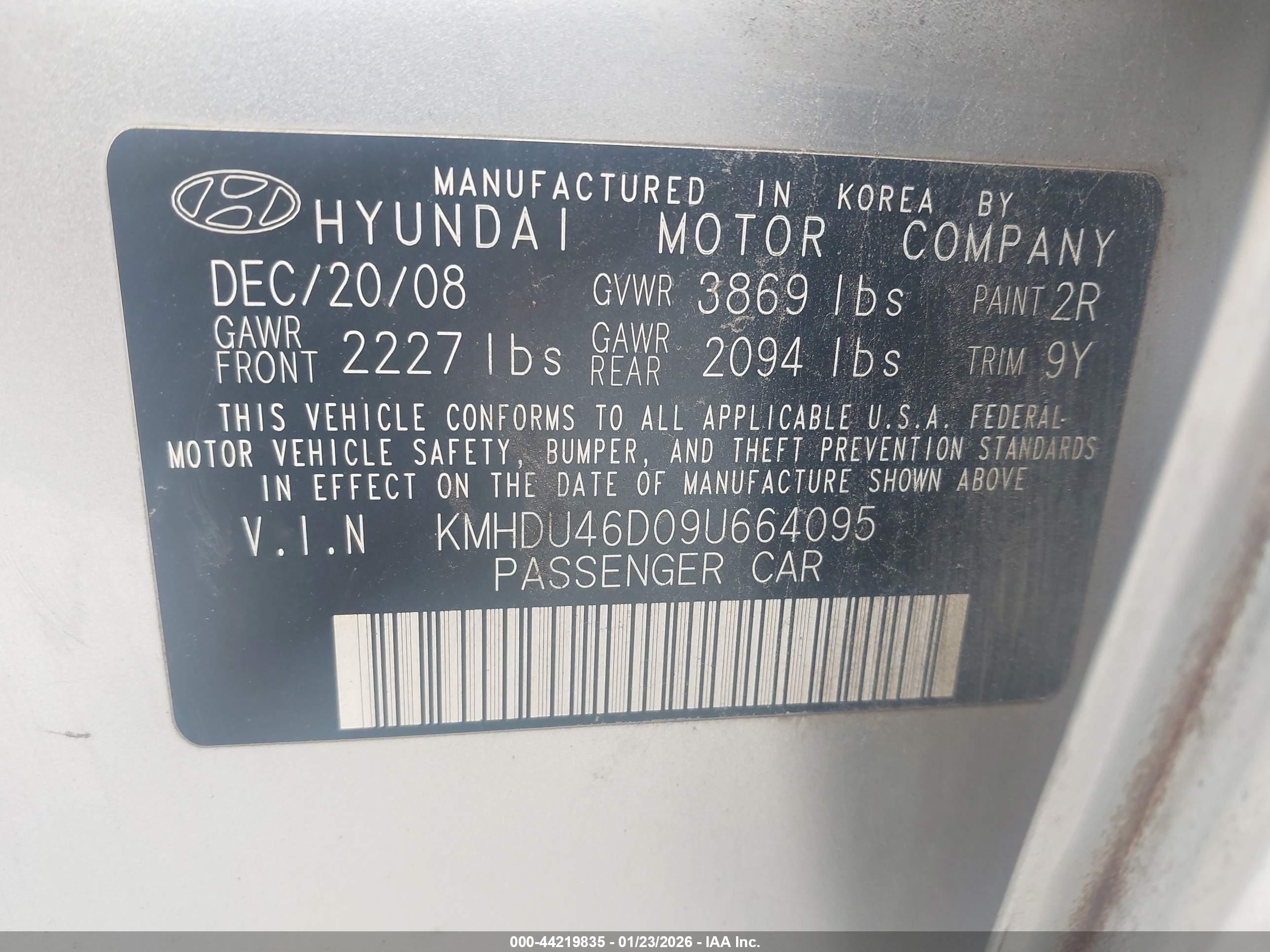HYUNDAI ELANTRA image 9