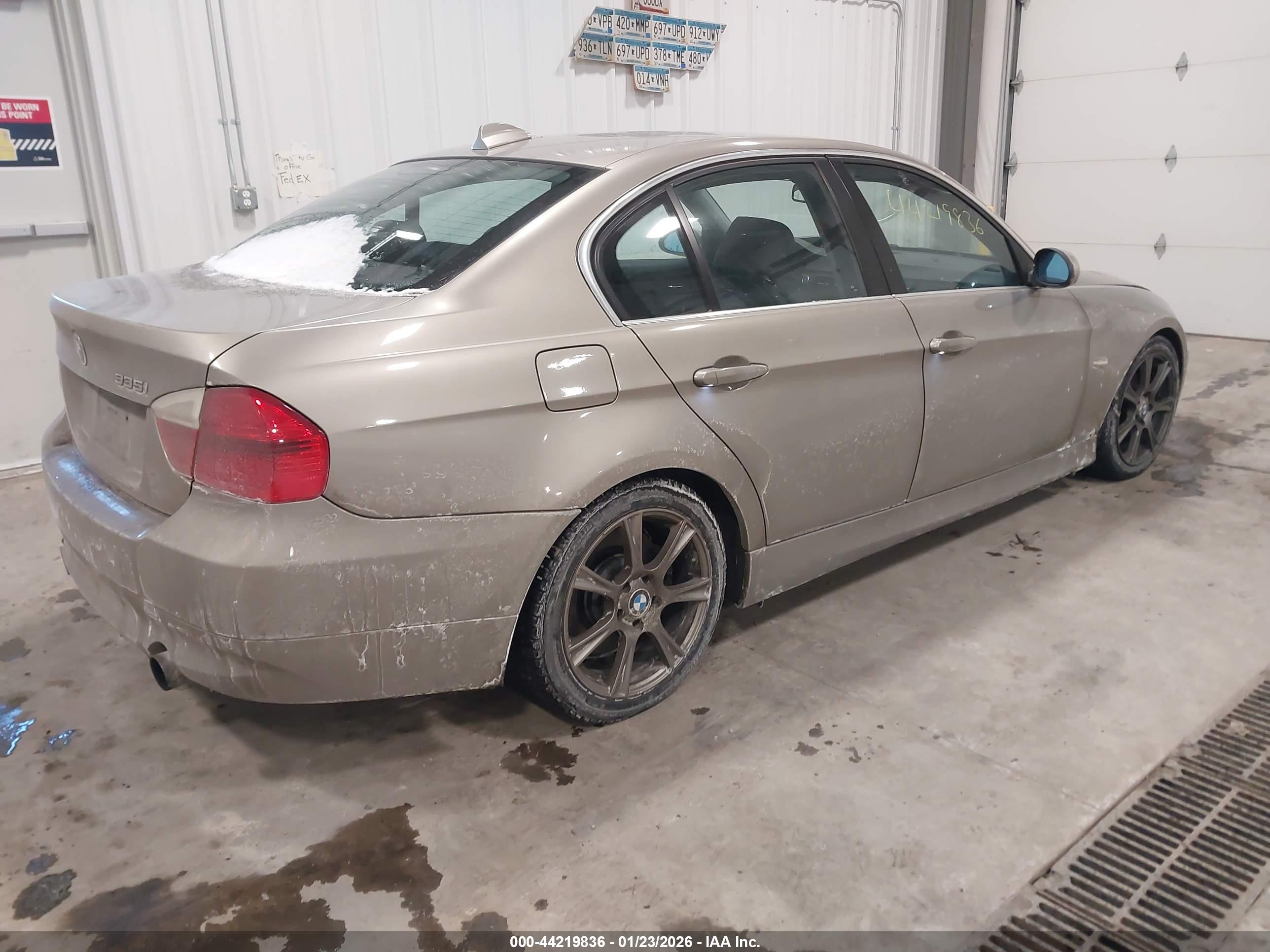 BMW 335I image 4