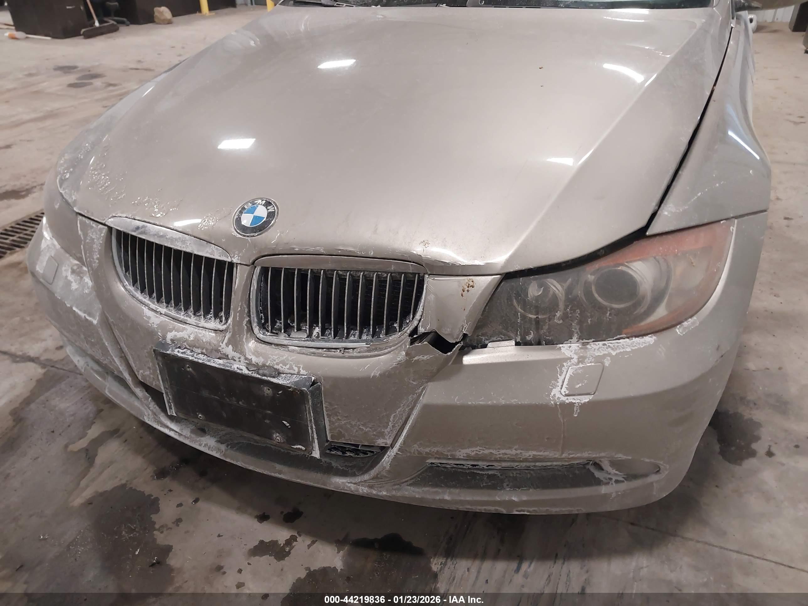 BMW 335I image 6
