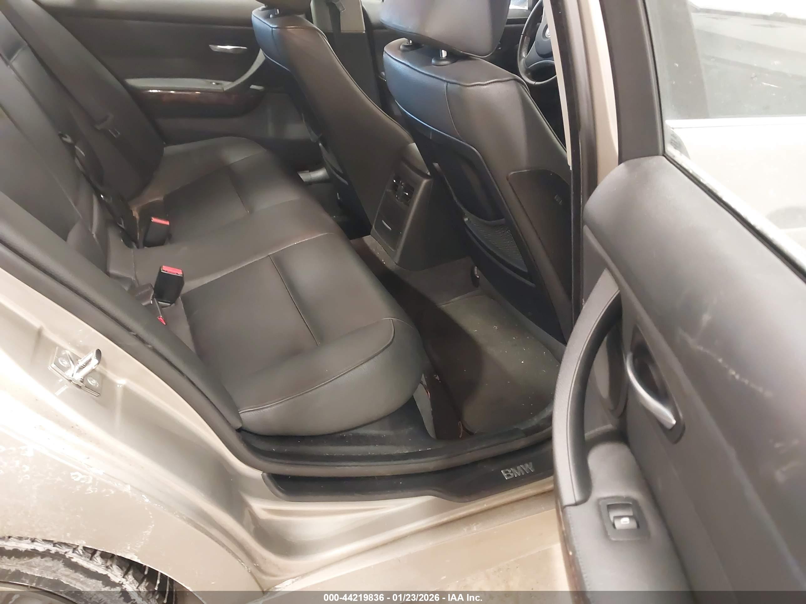 BMW 335I image 8