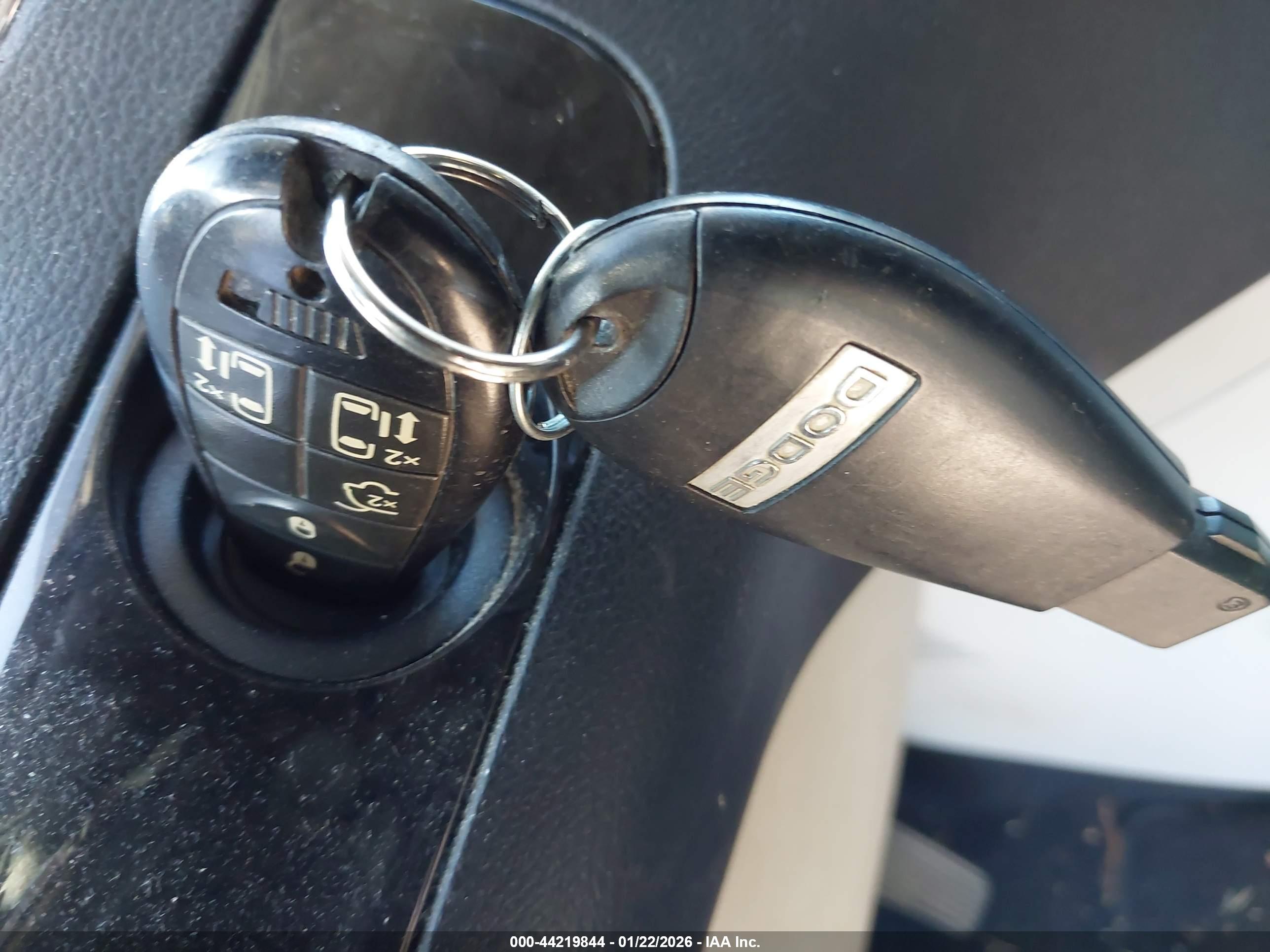 DODGE GRAND image 11