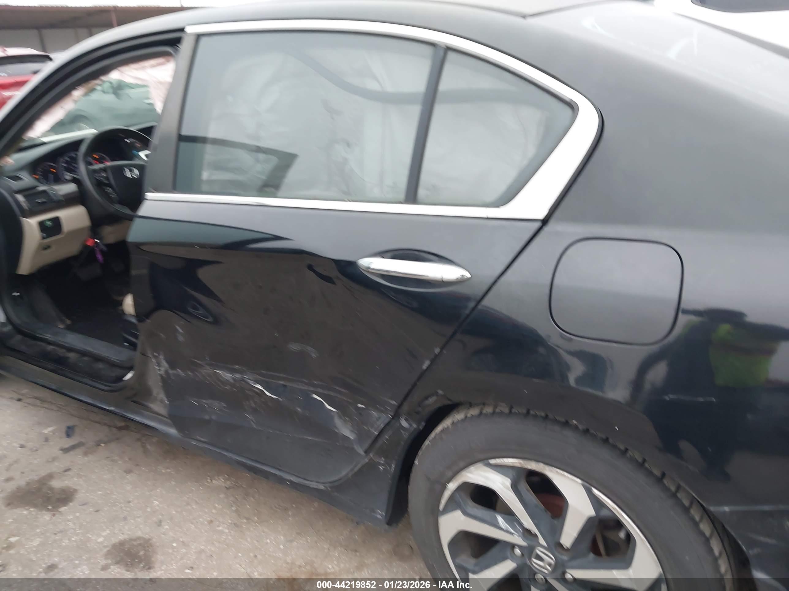 HONDA ACCORD image 6