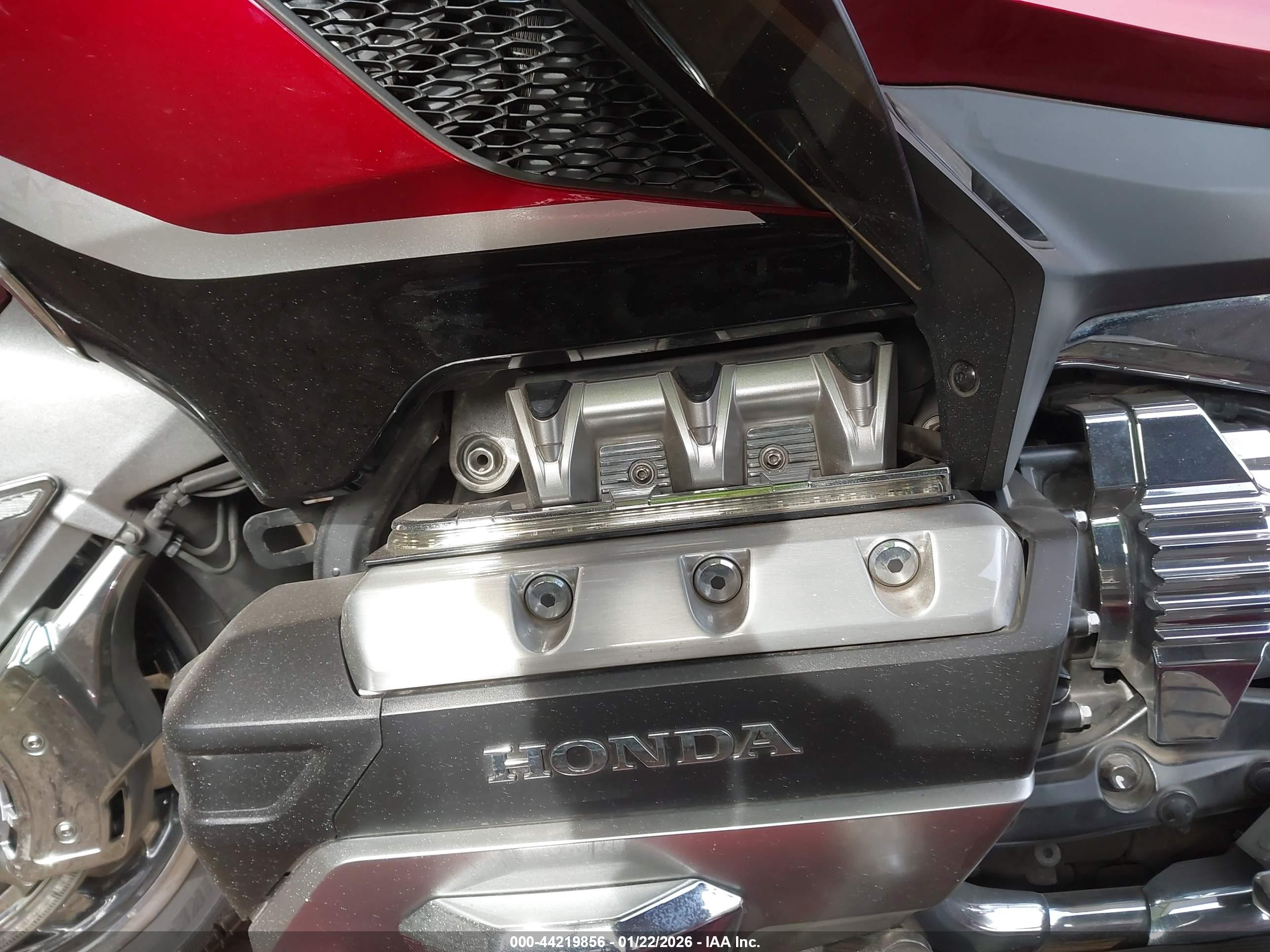 HONDA GL1800 image 9