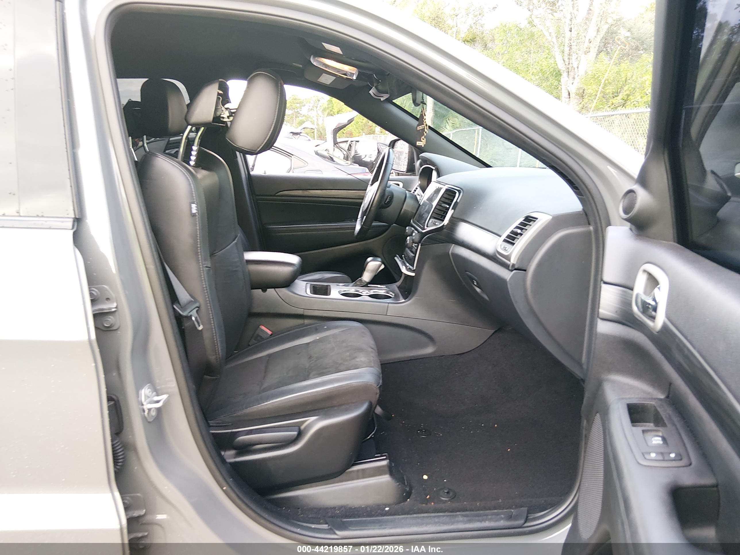 JEEP GRAND image 5