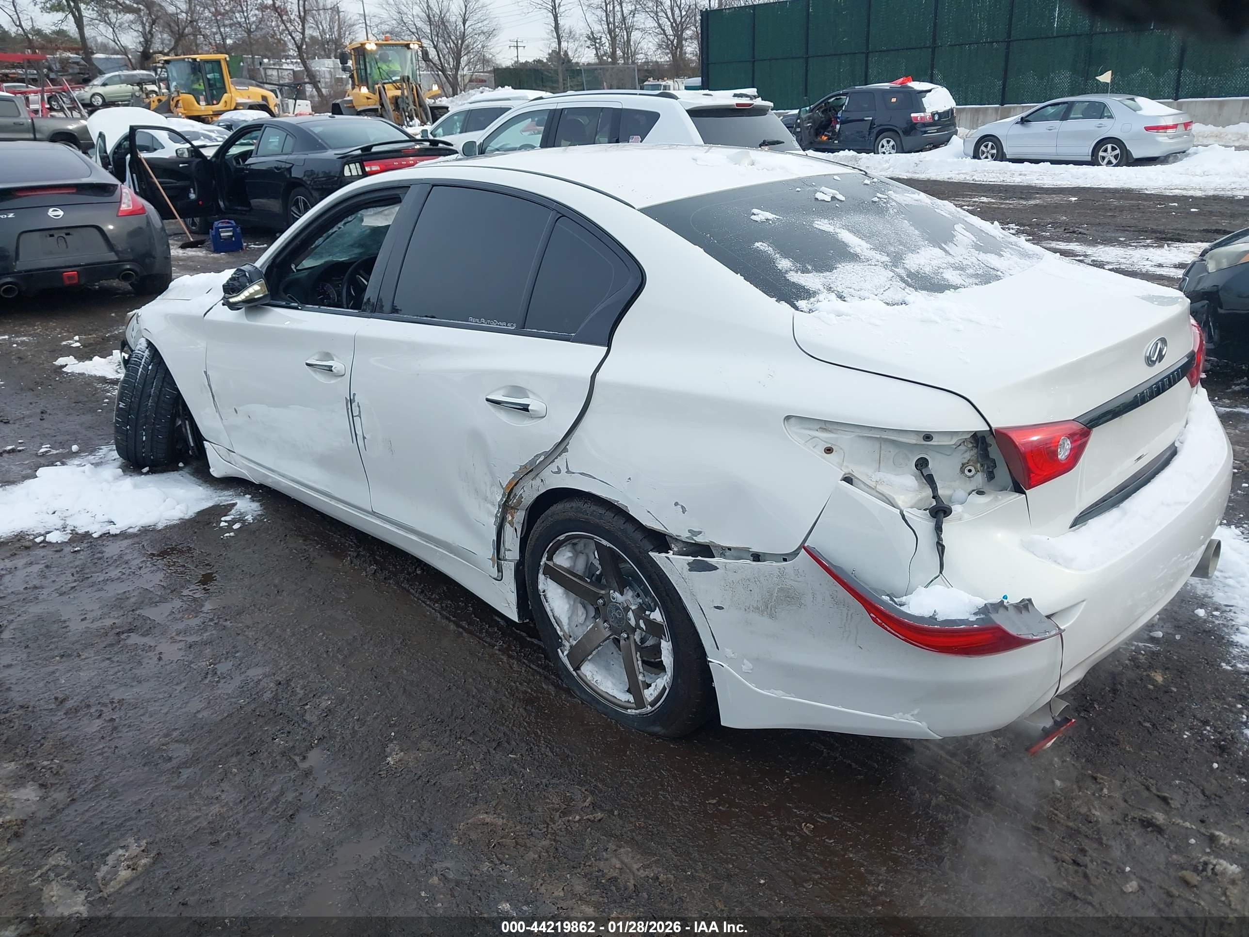 INFINITI Q50 image 3
