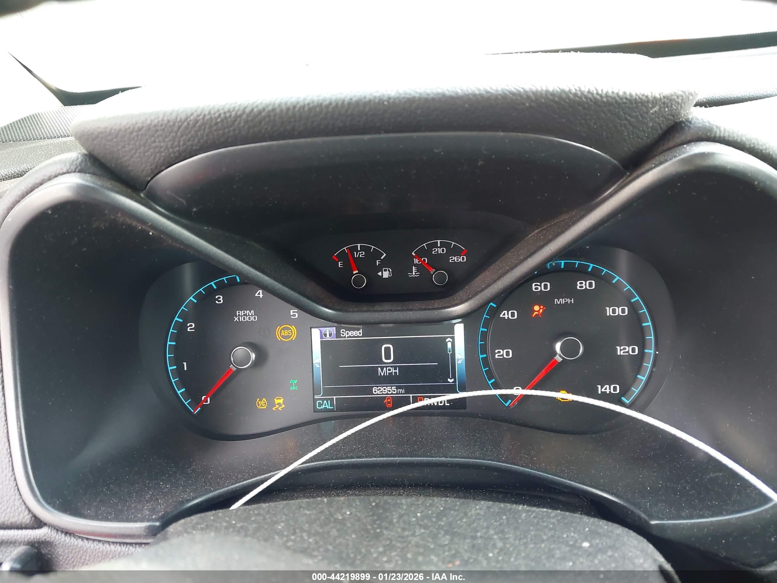 CHEVROLET COLORADO image 7