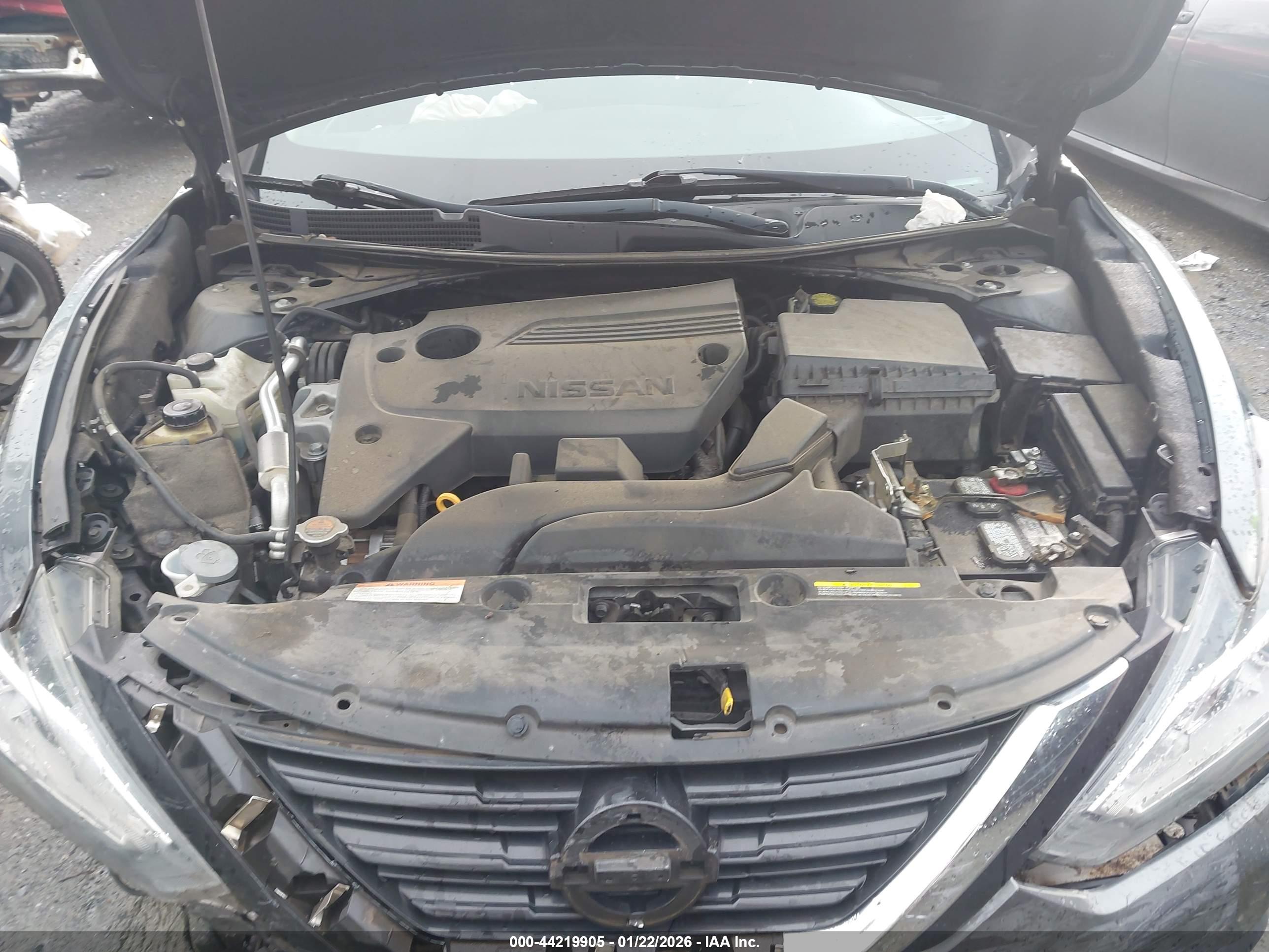 NISSAN ALTIMA image 10