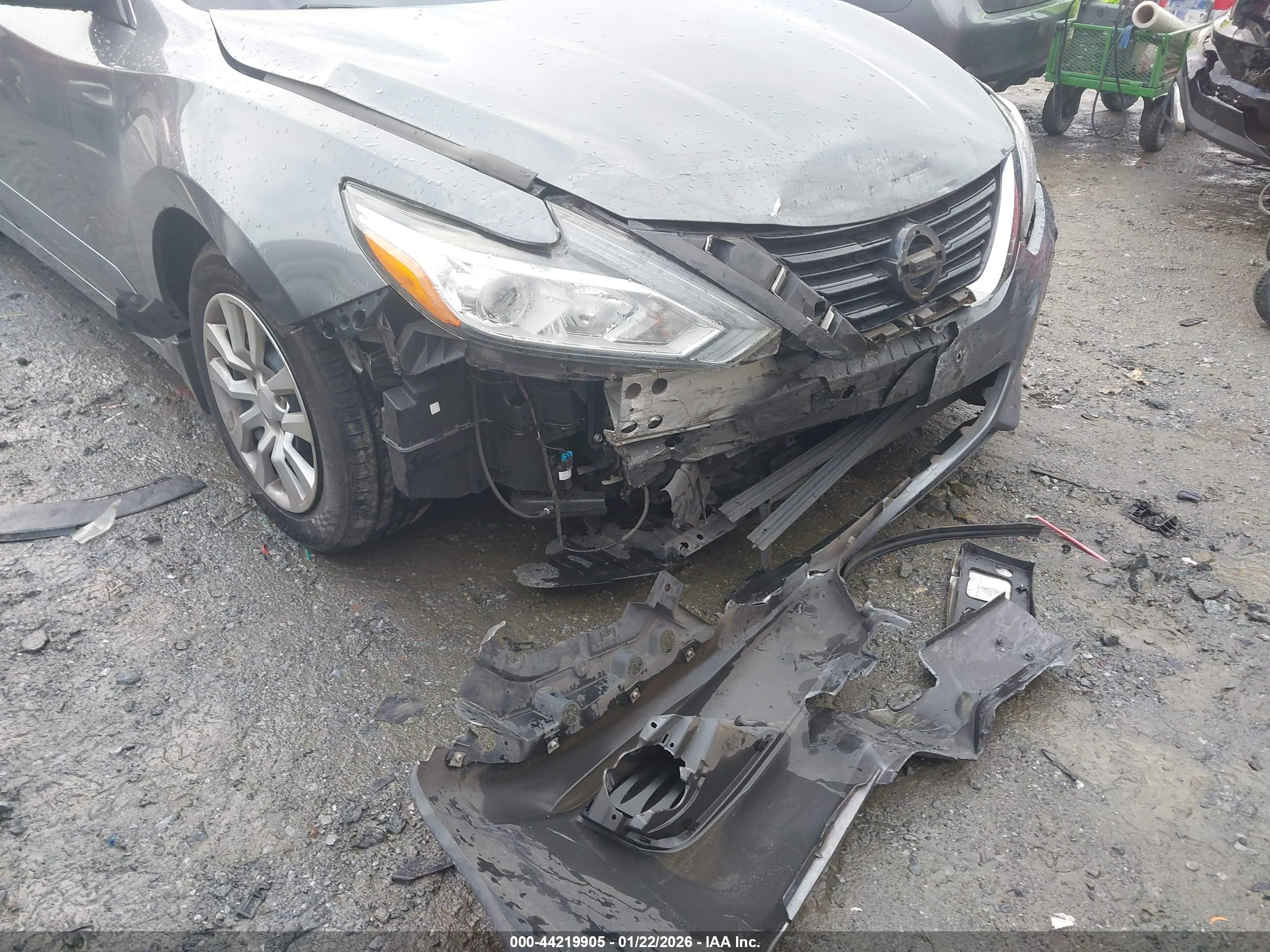 NISSAN ALTIMA image 6