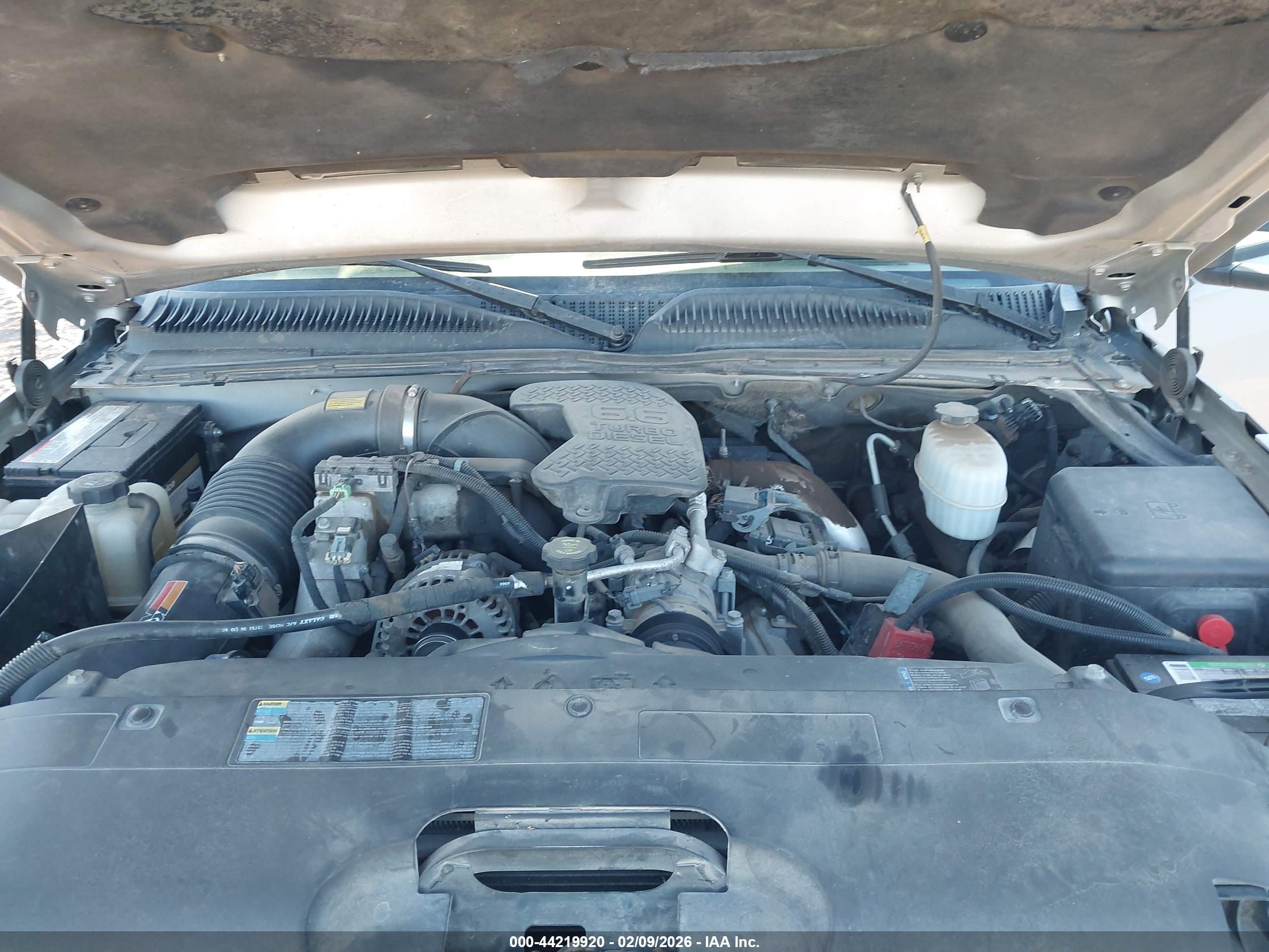 CHEVROLET SILVERADO image 10