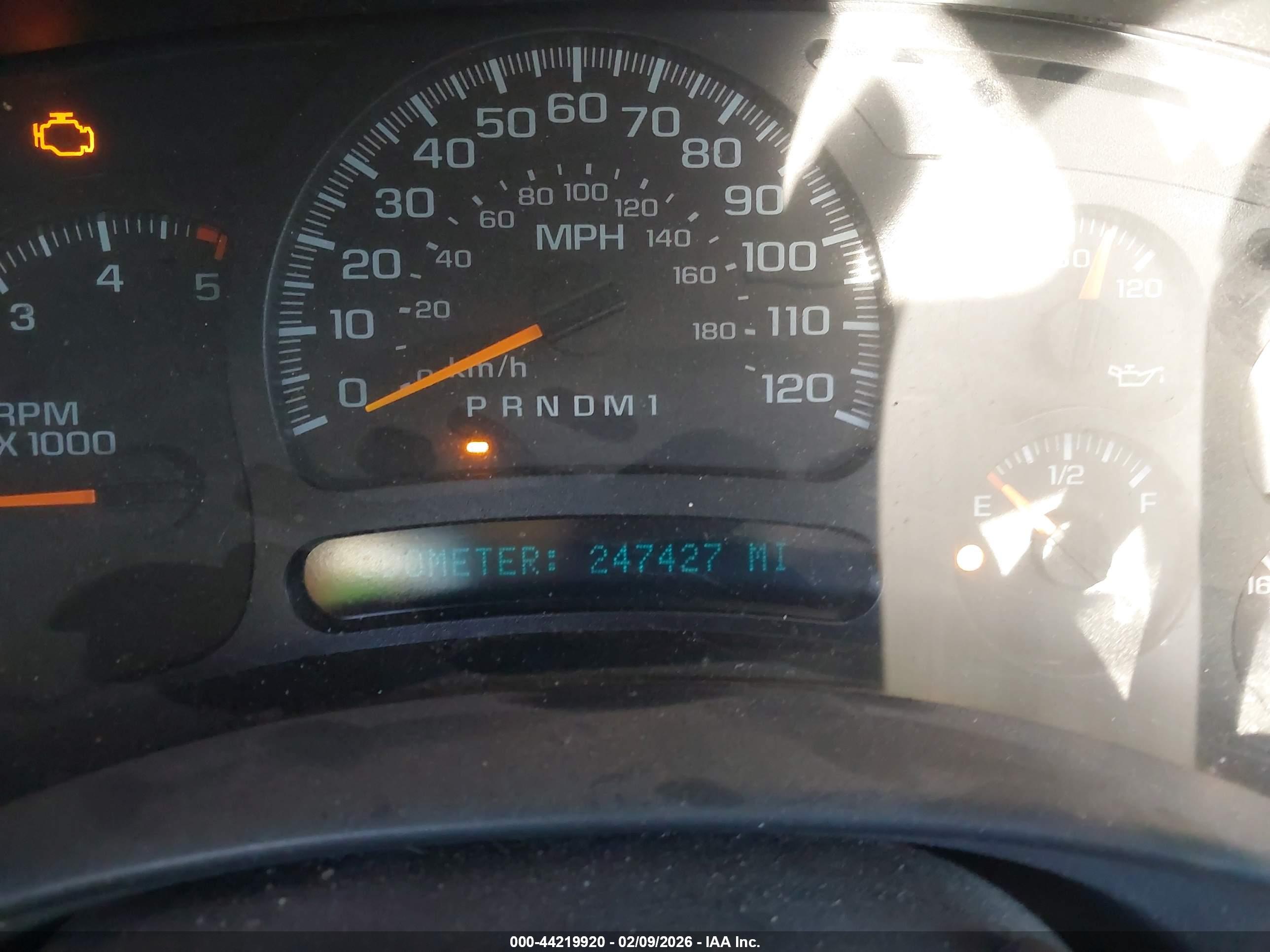 CHEVROLET SILVERADO image 7