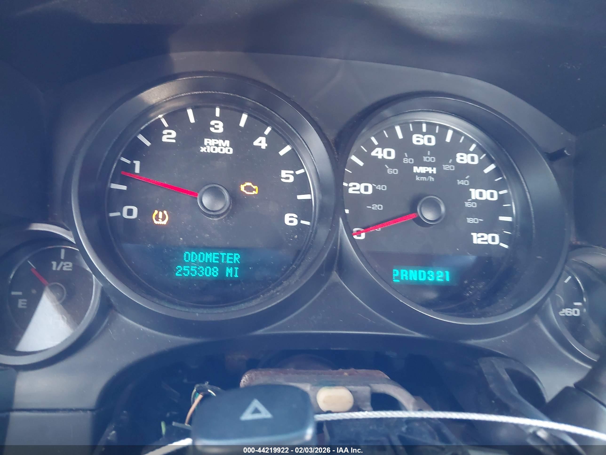 CHEVROLET SILVERADO image 7