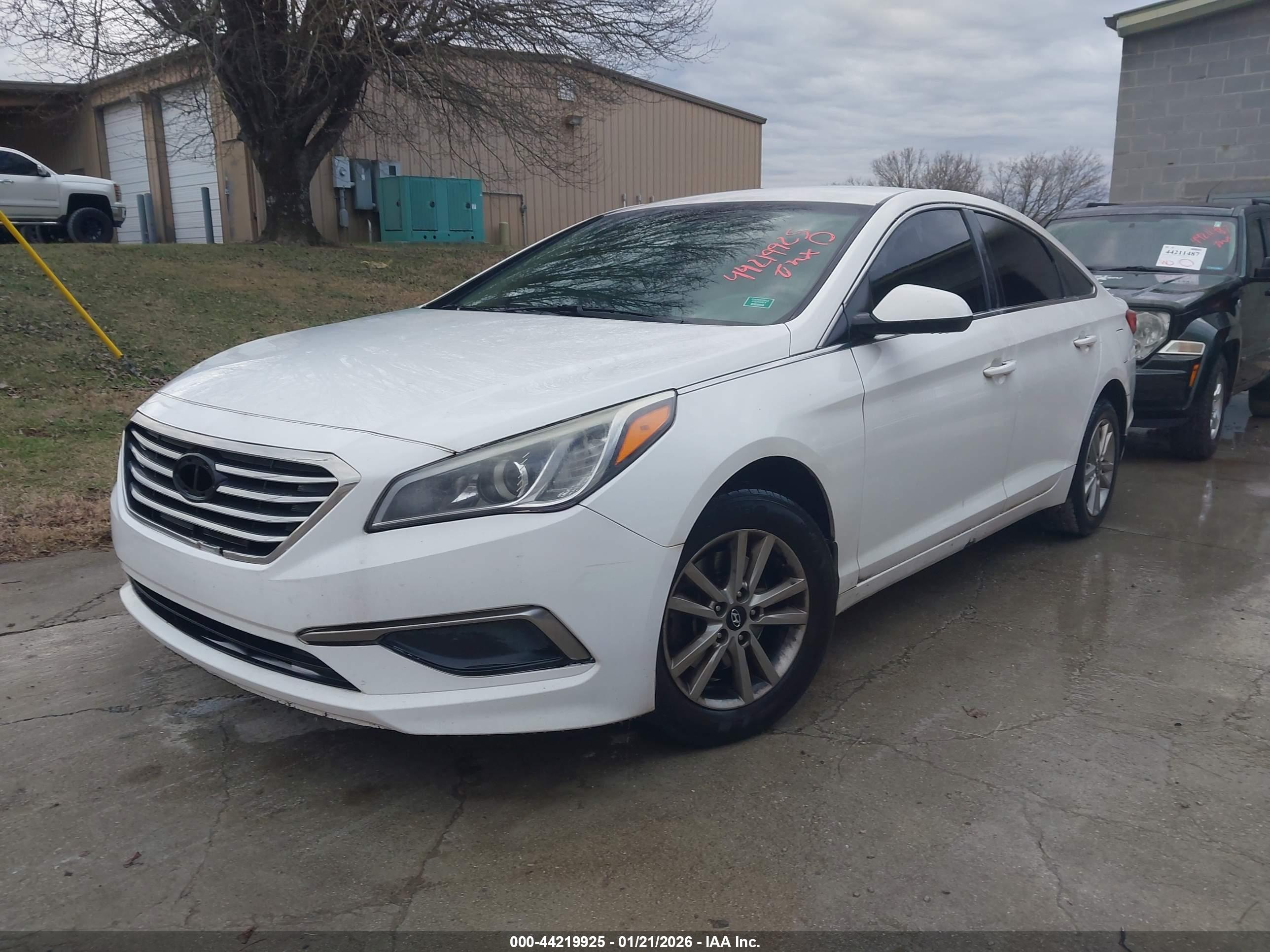 HYUNDAI SONATA image 2