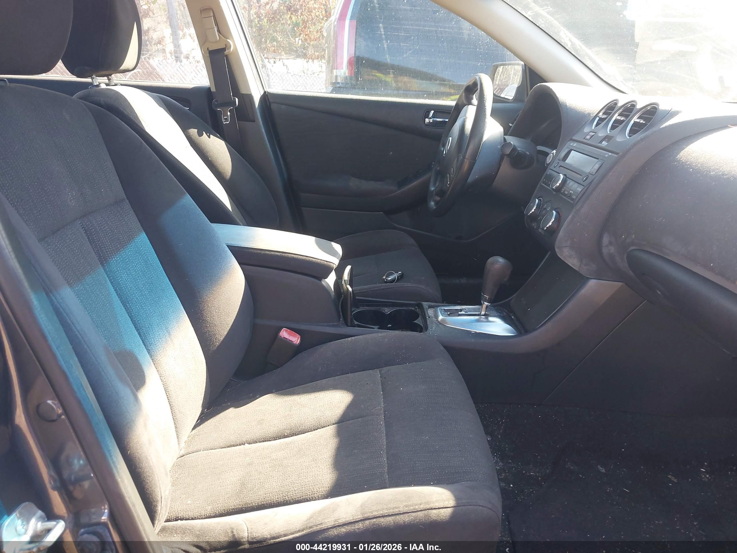 NISSAN ALTIMA image 5