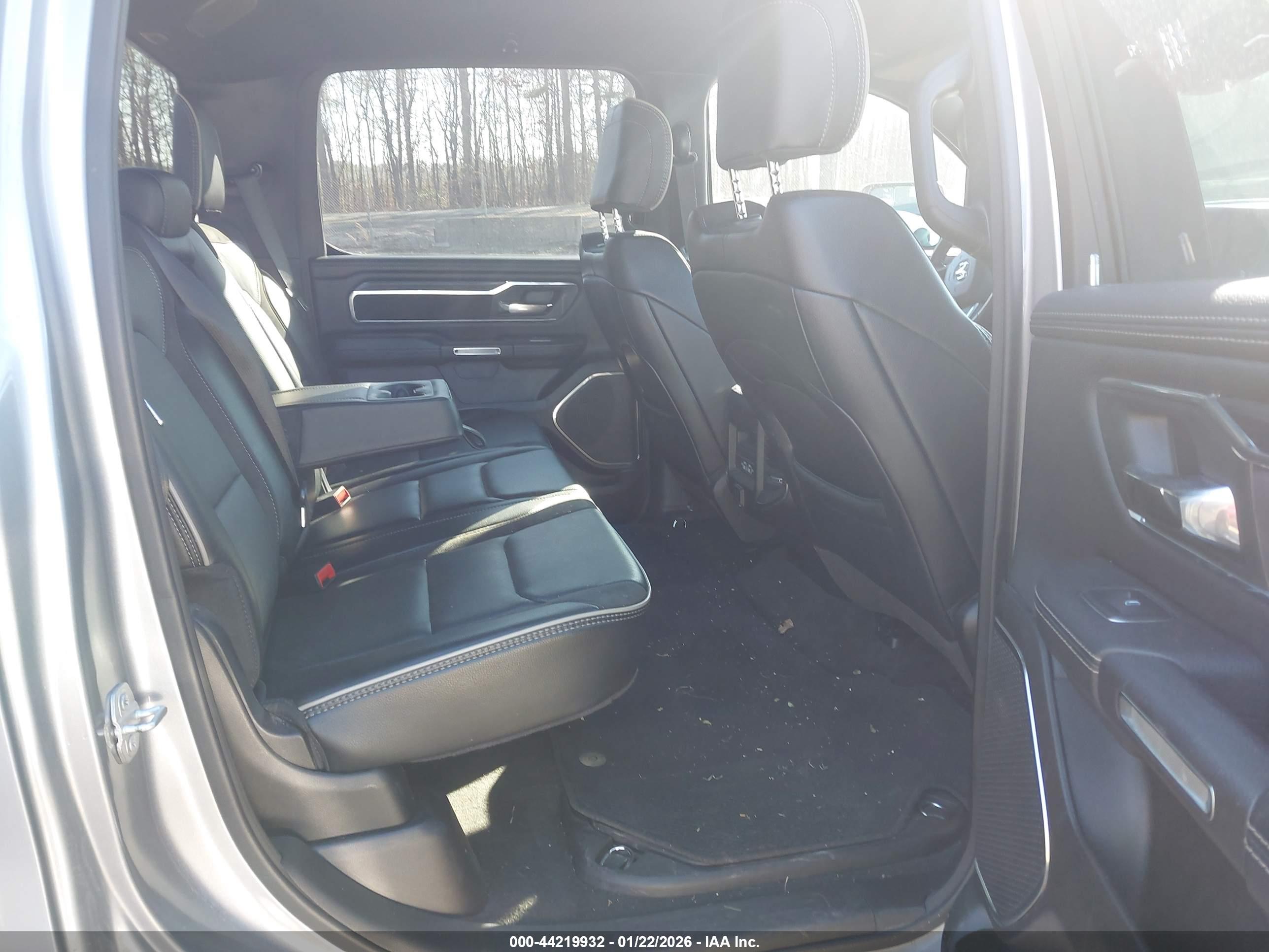 RAM 1500 image 8