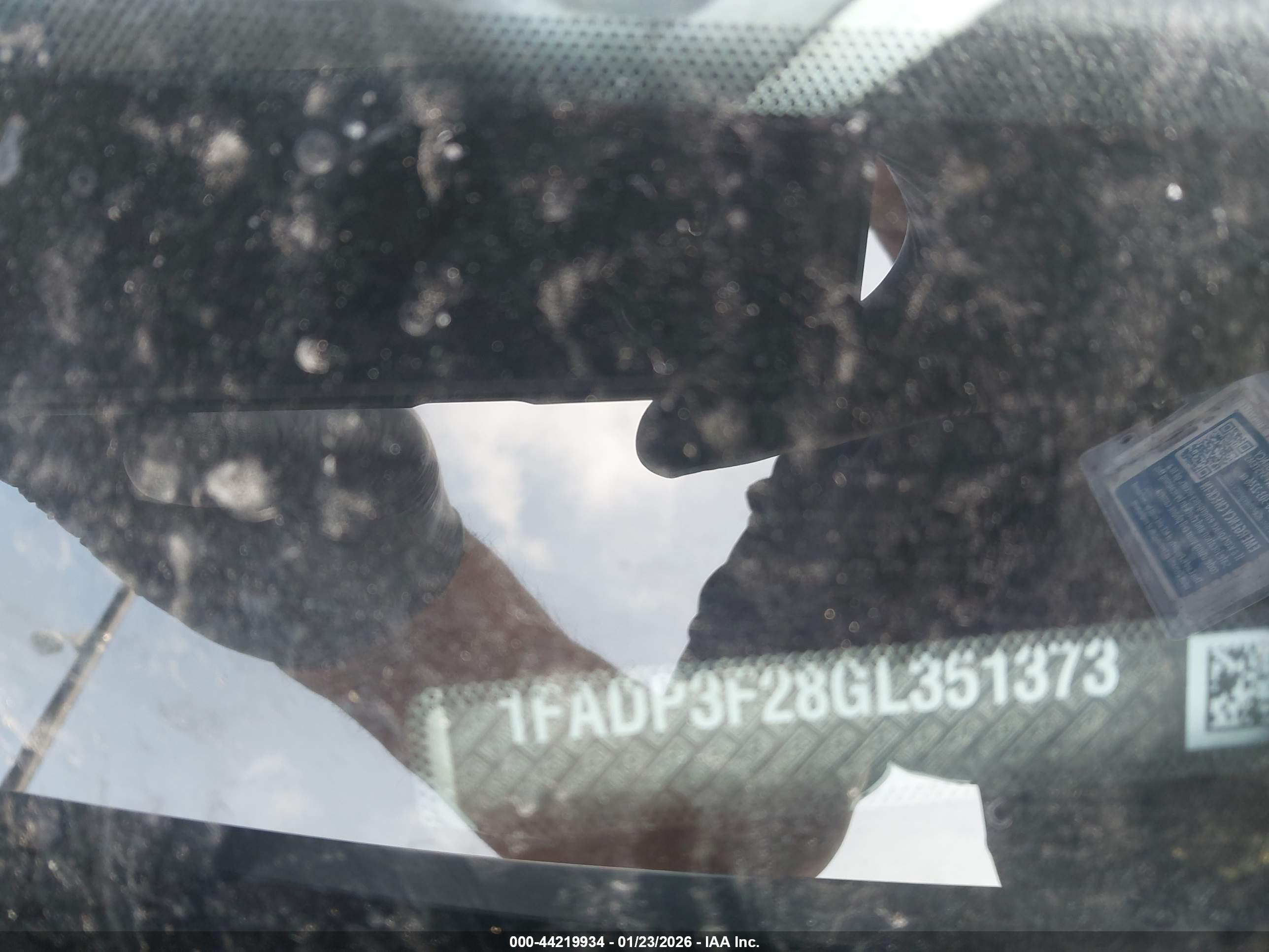 FORD FOCUS image 9