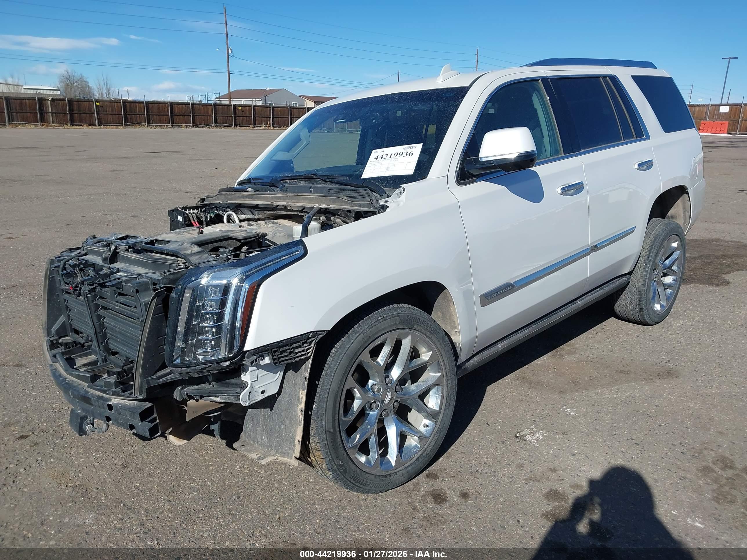 CADILLAC ESCALADE image 2