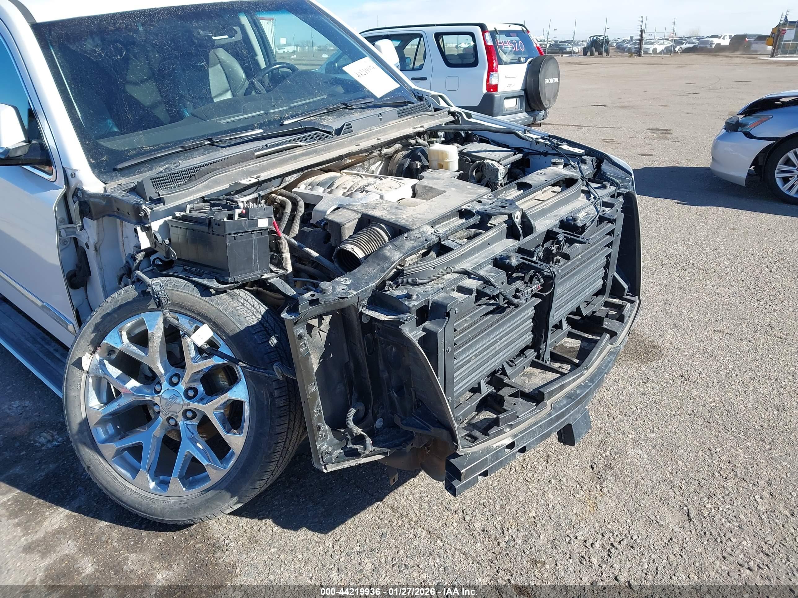 CADILLAC ESCALADE image 6