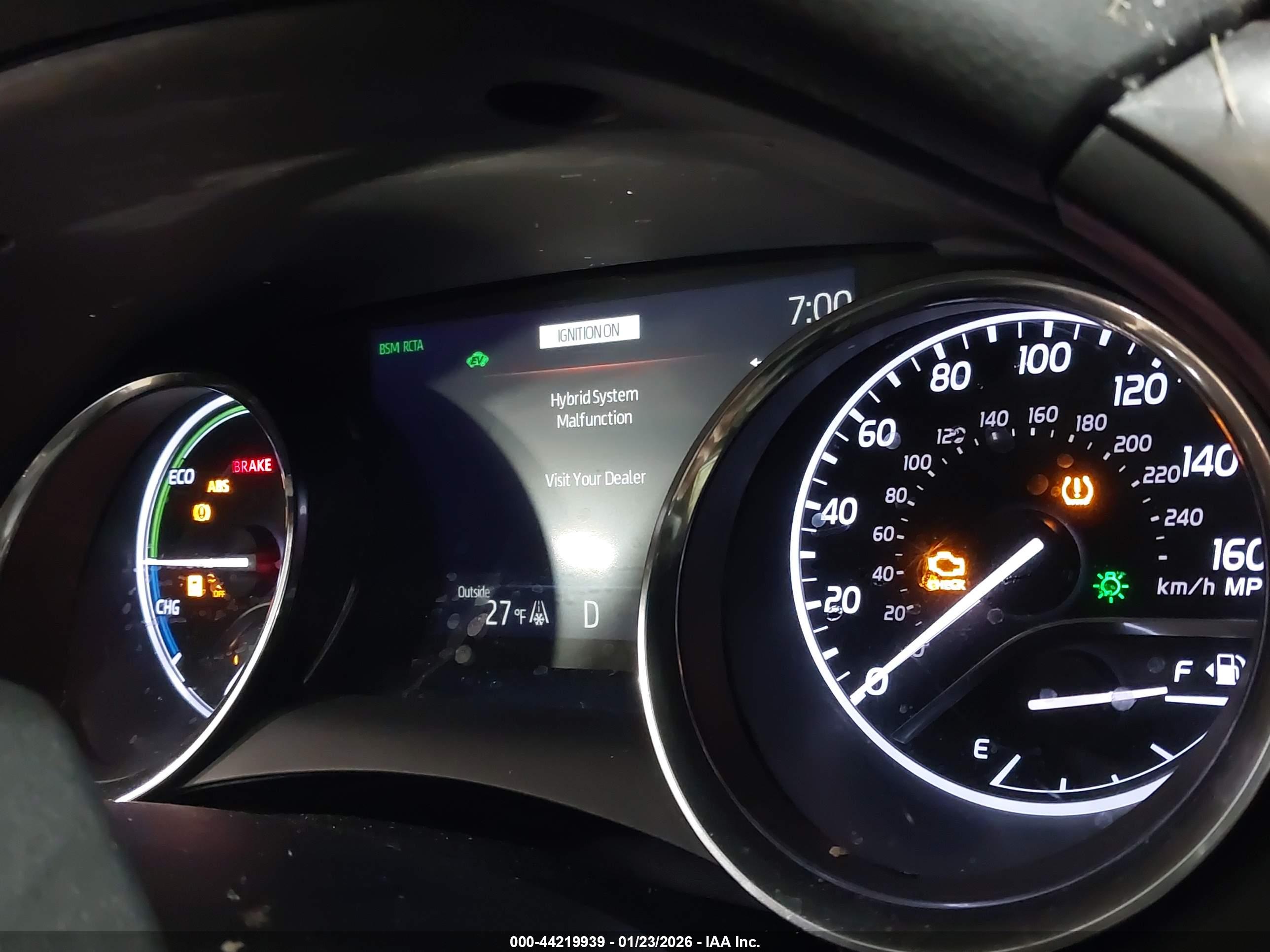 TOYOTA CAMRY image 7