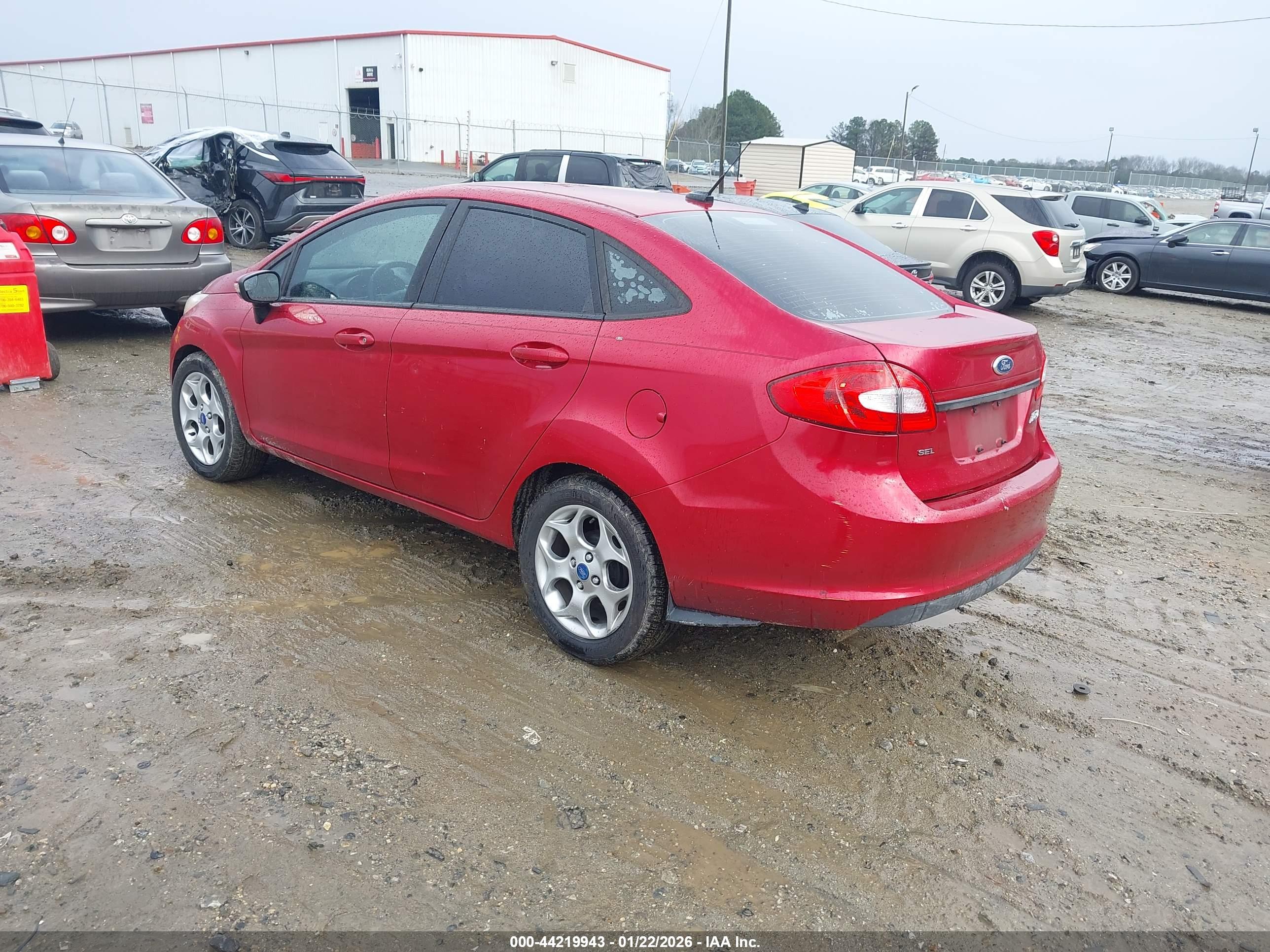 FORD FIESTA image 3