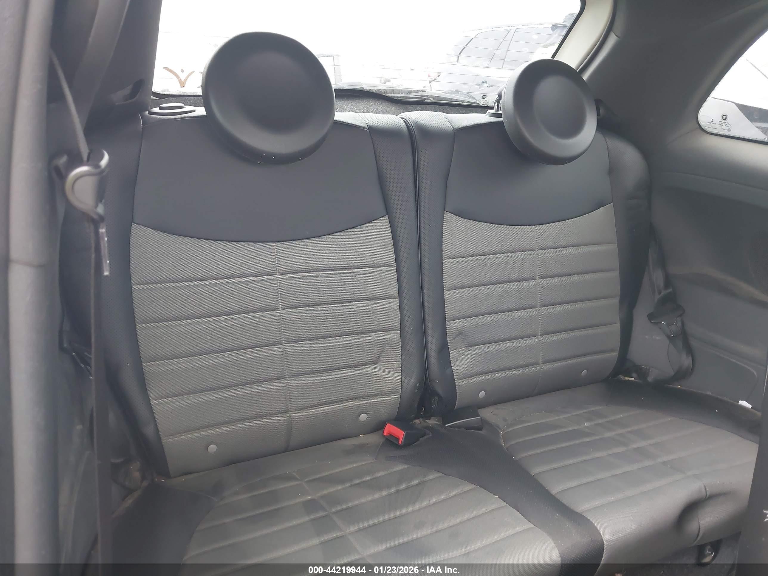 FIAT 500 image 8
