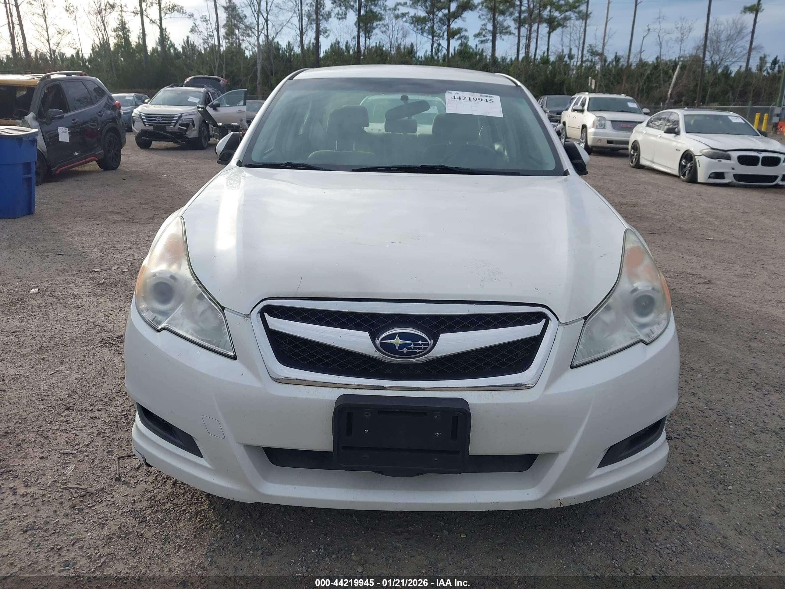 SUBARU LEGACY image 6