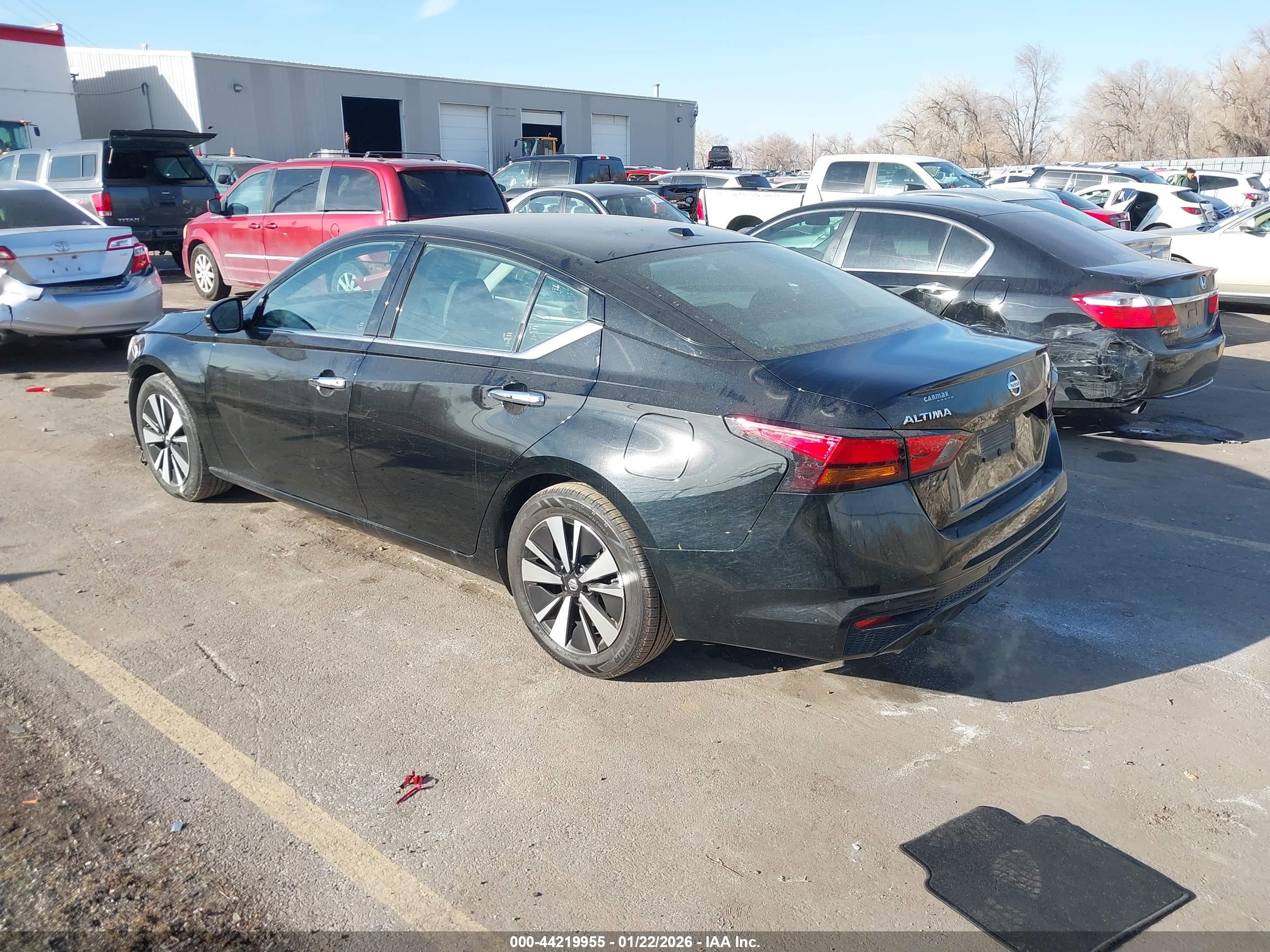 NISSAN ALTIMA image 3
