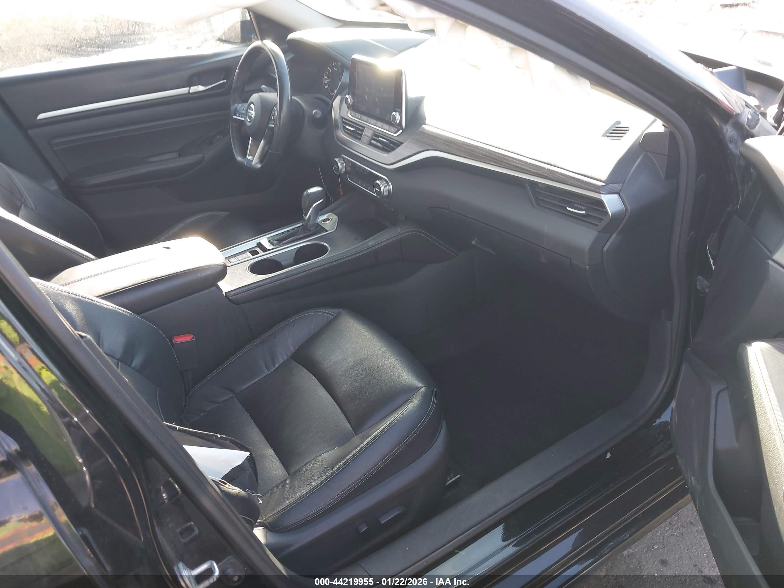 NISSAN ALTIMA image 5