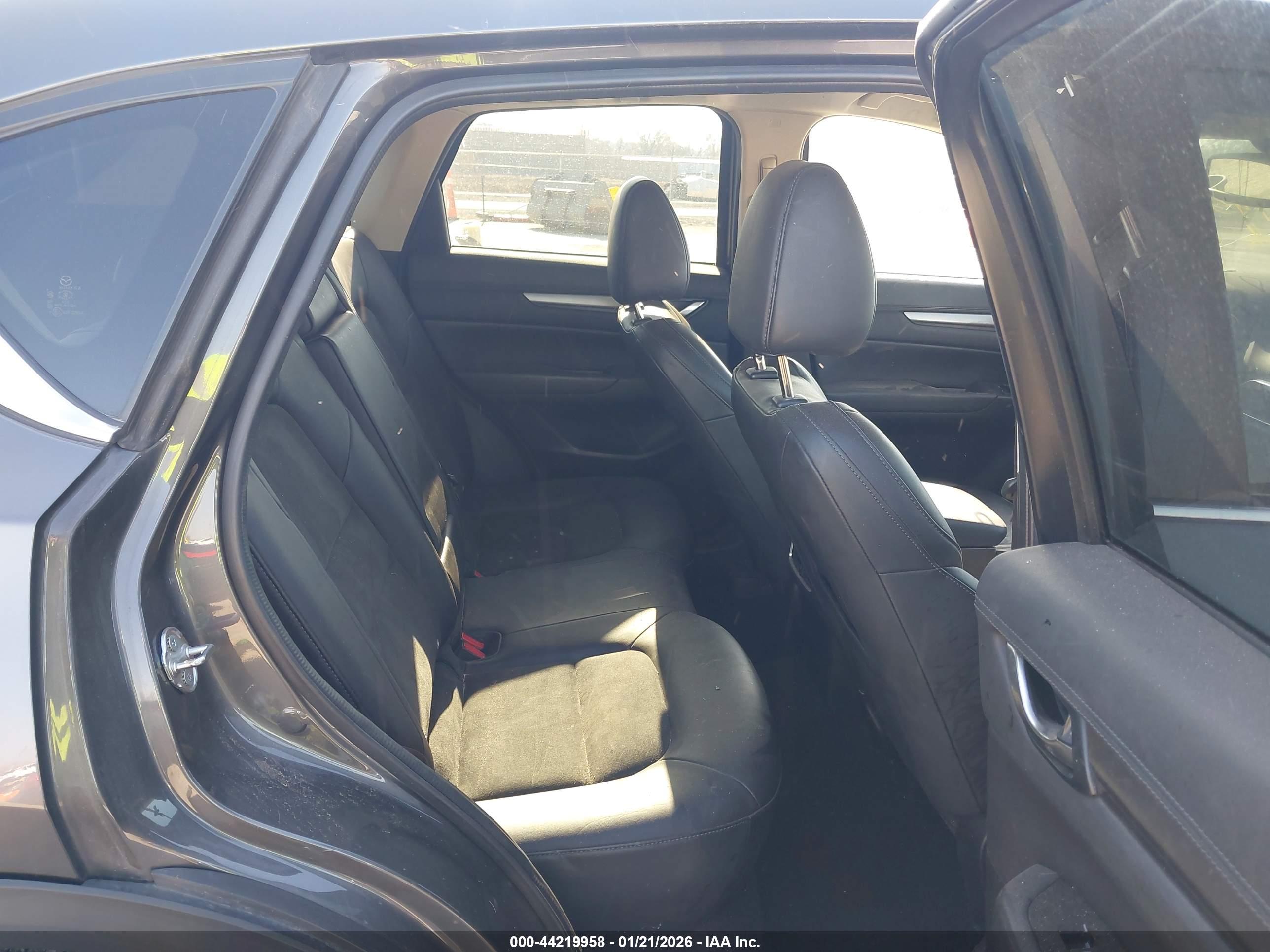 MAZDA CX-5 image 8