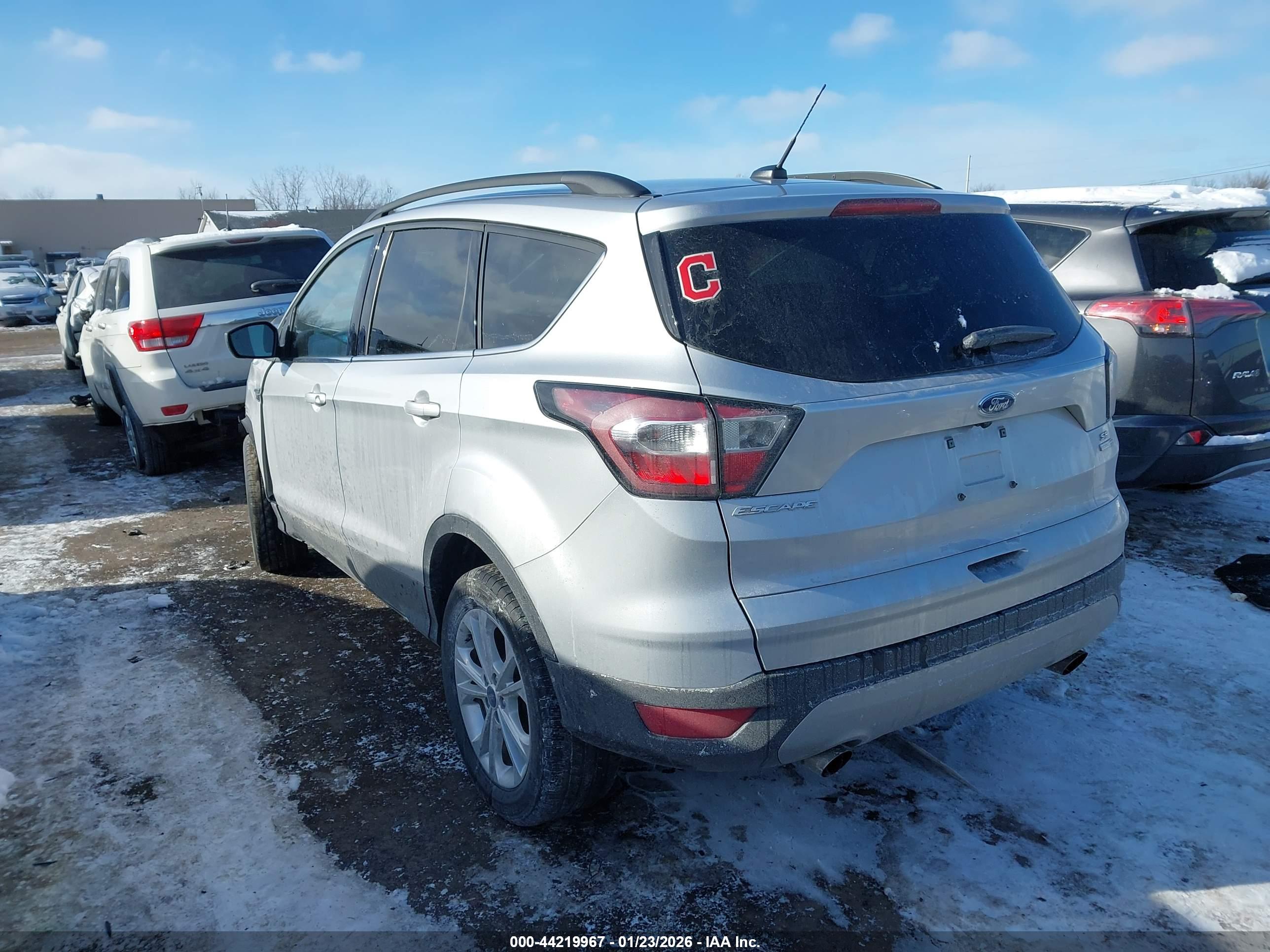 FORD ESCAPE image 3