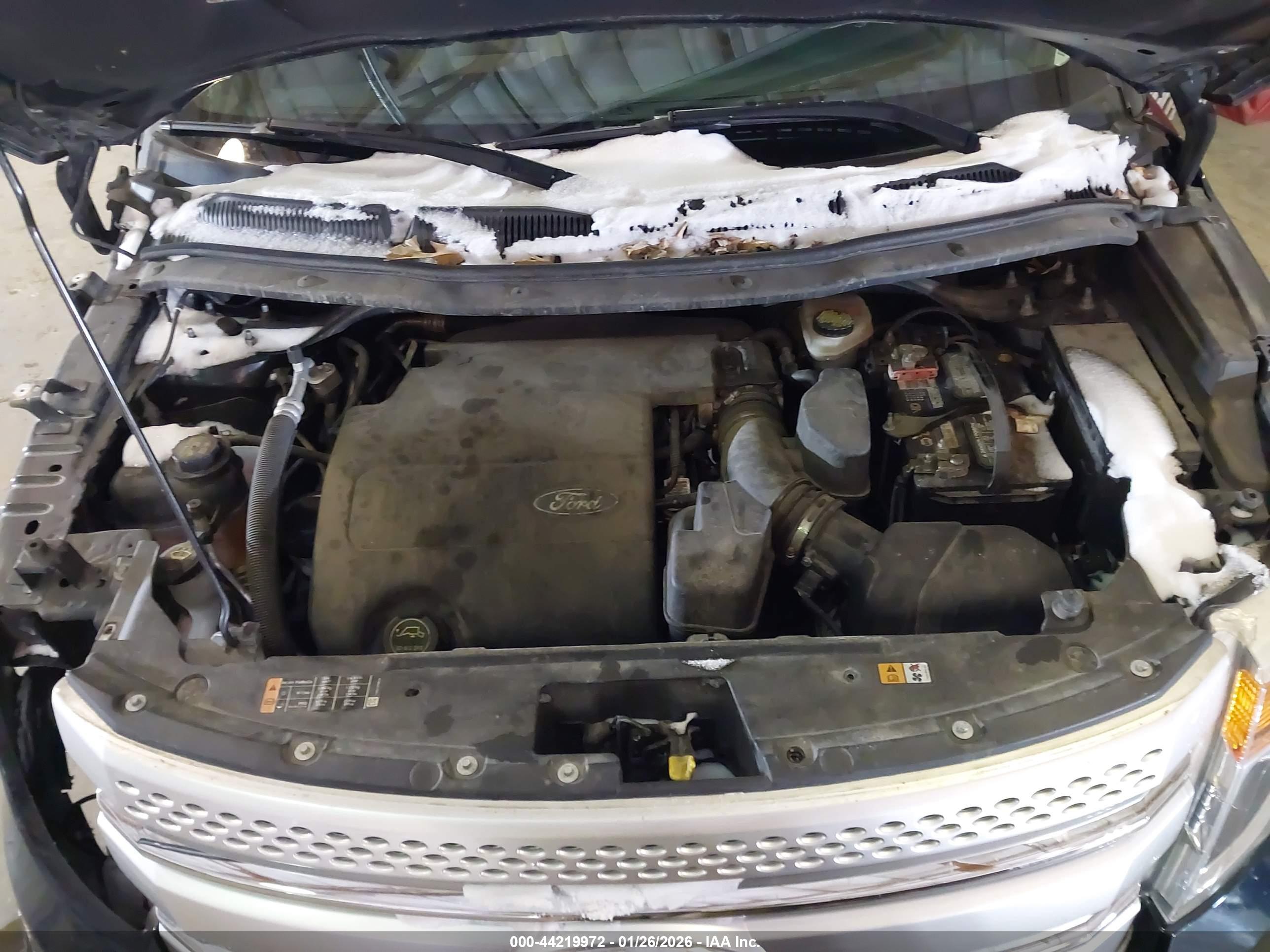 FORD EXPLORER image 10