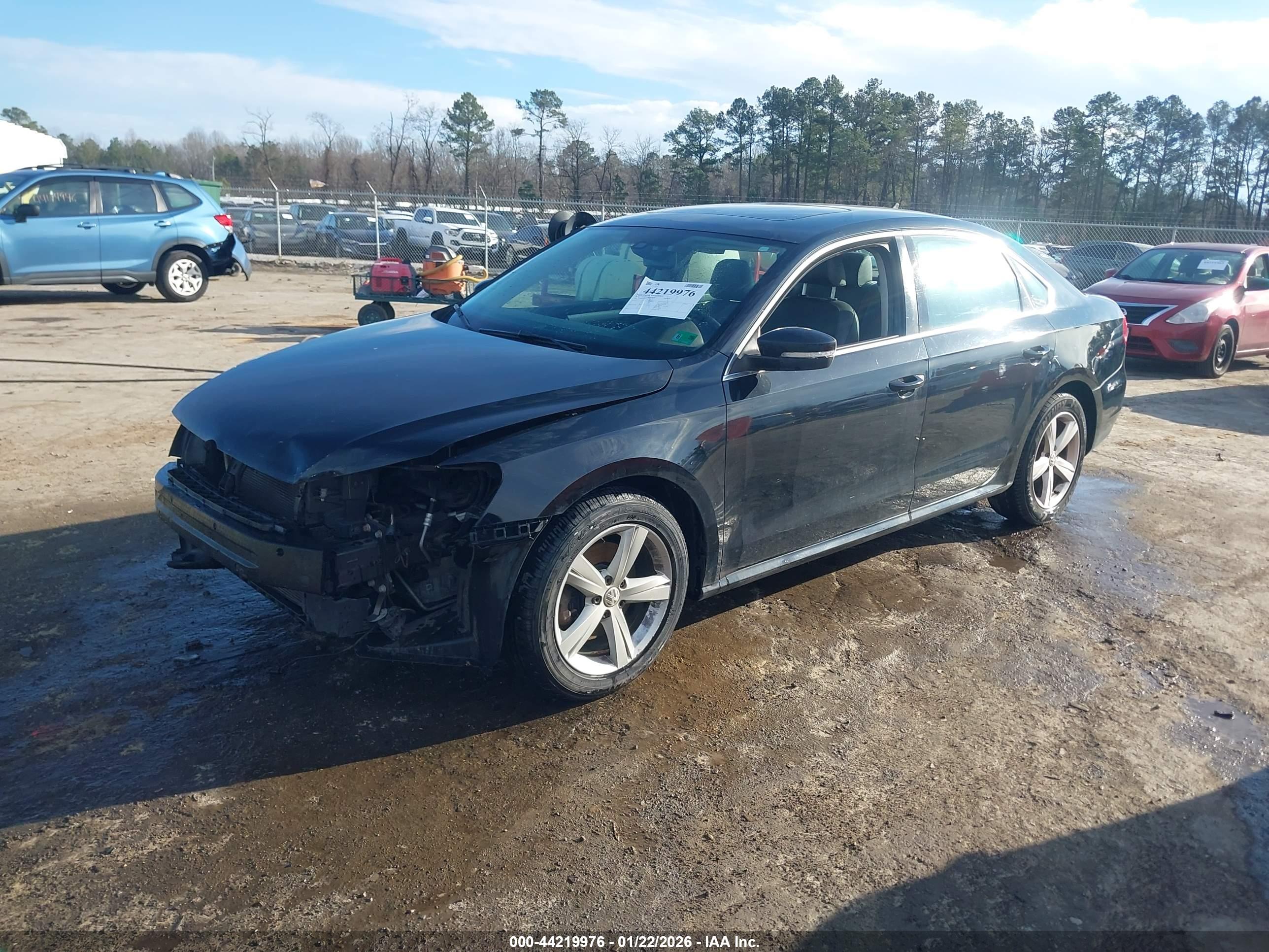 VOLKSWAGEN PASSAT image 2