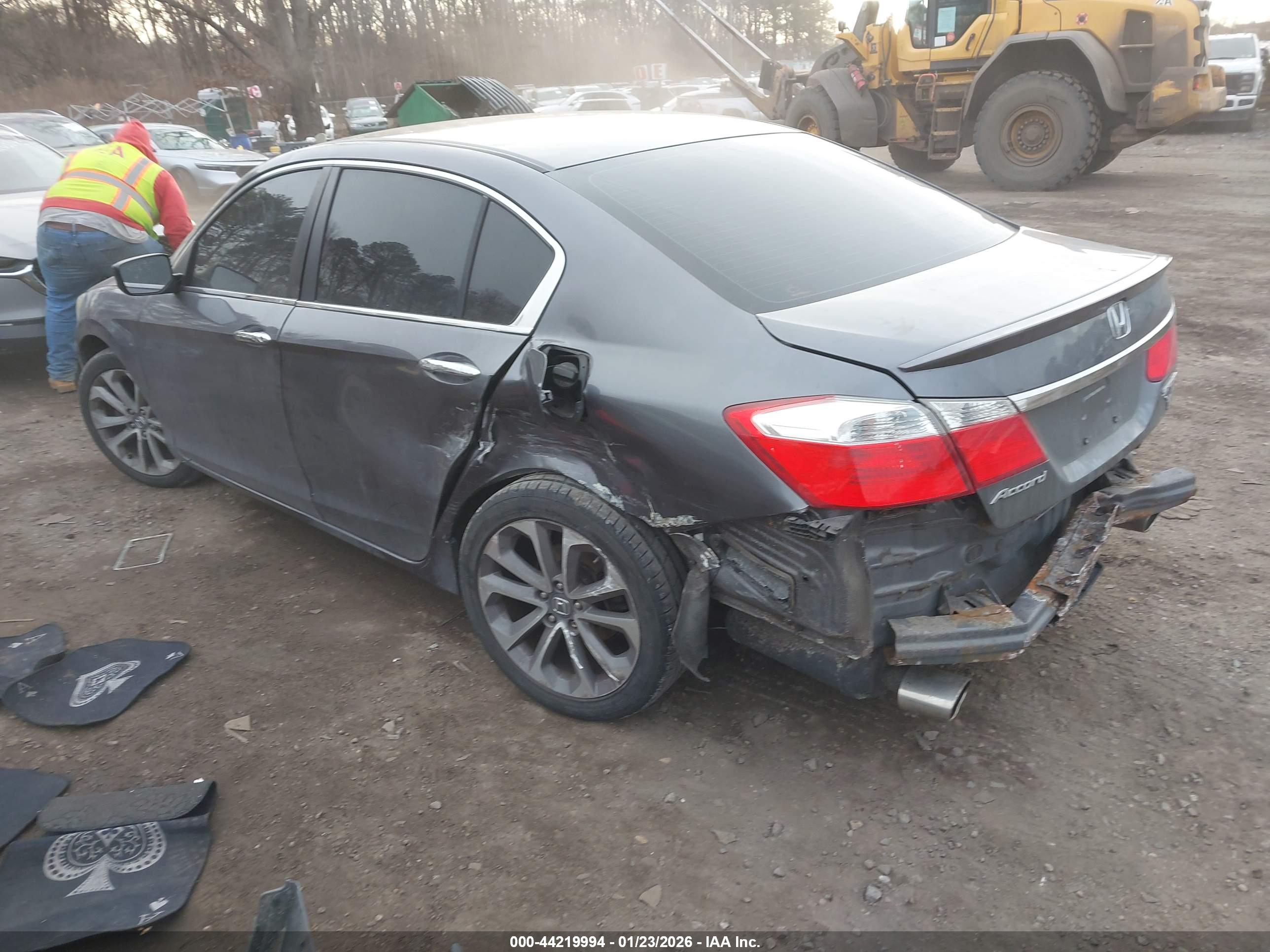 HONDA ACCORD image 3