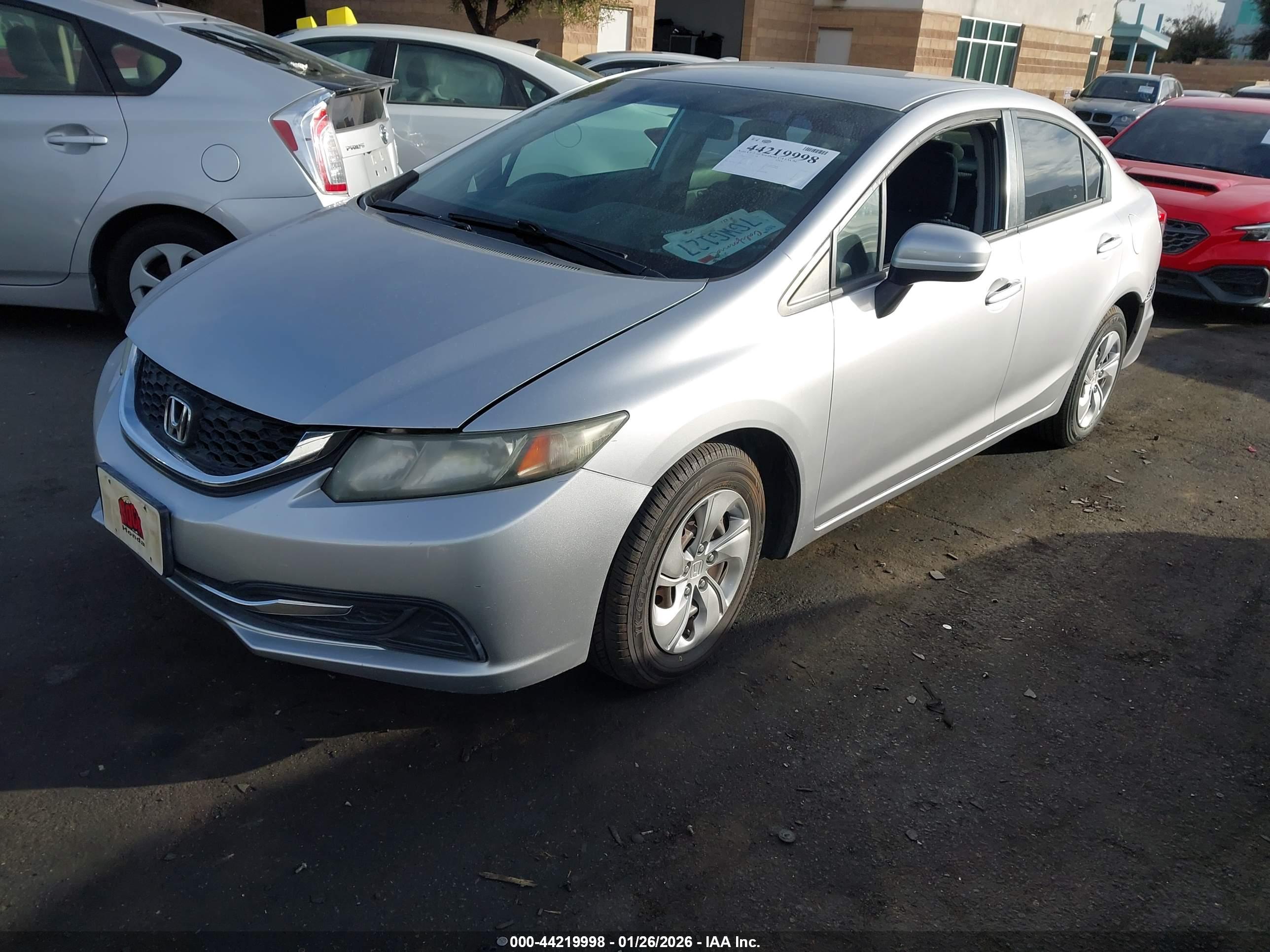 HONDA CIVIC image 2