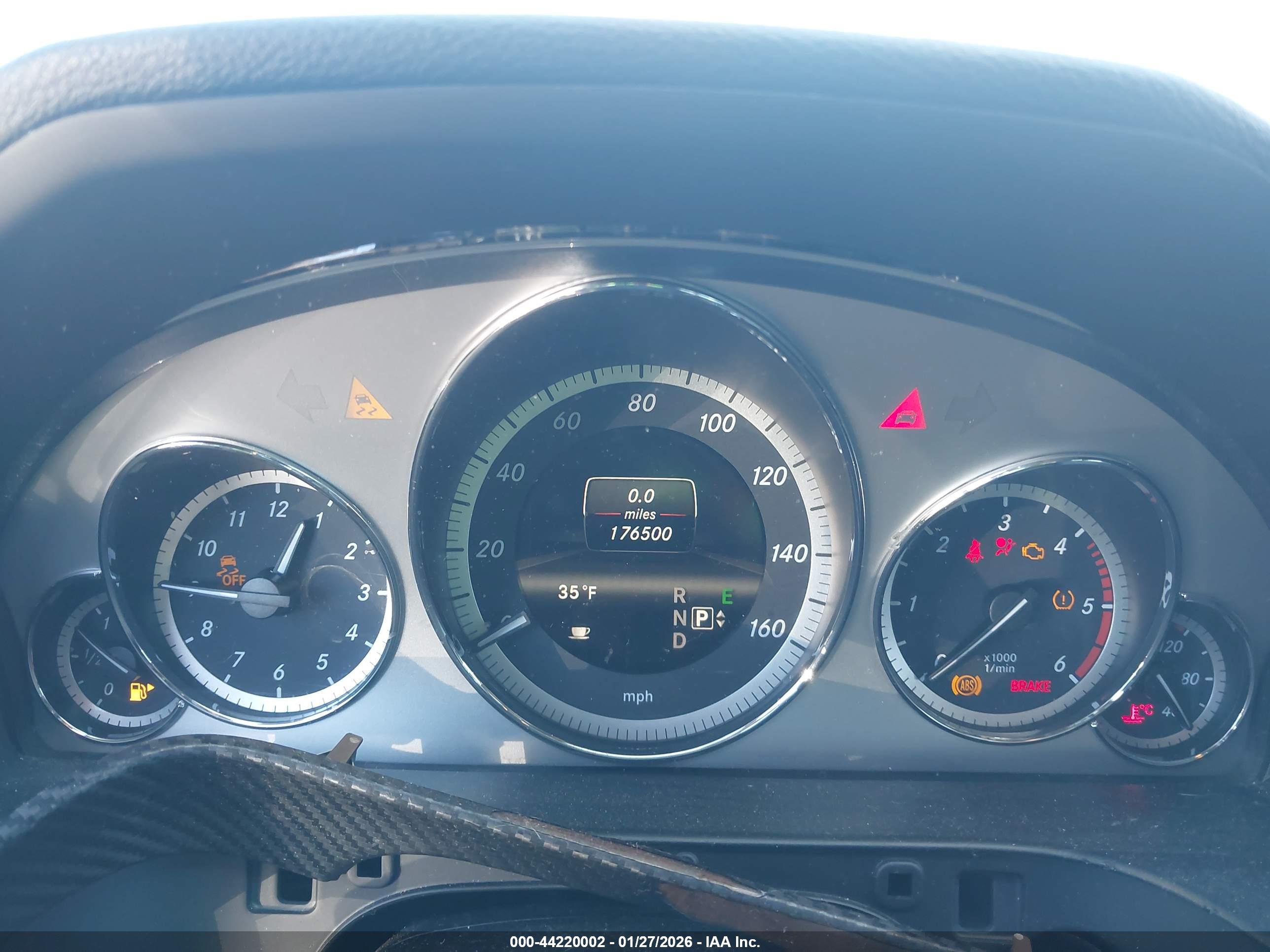 MERCEDES-BENZ E image 7