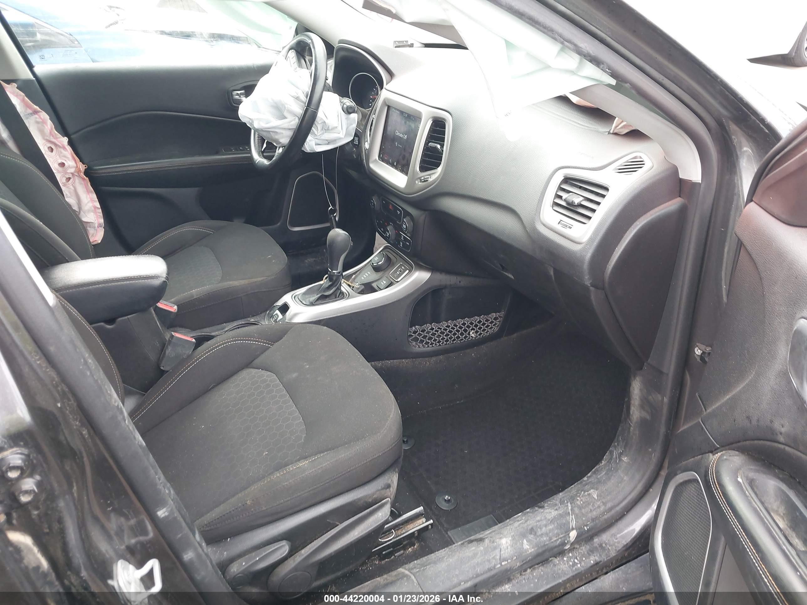 JEEP COMPASS image 5