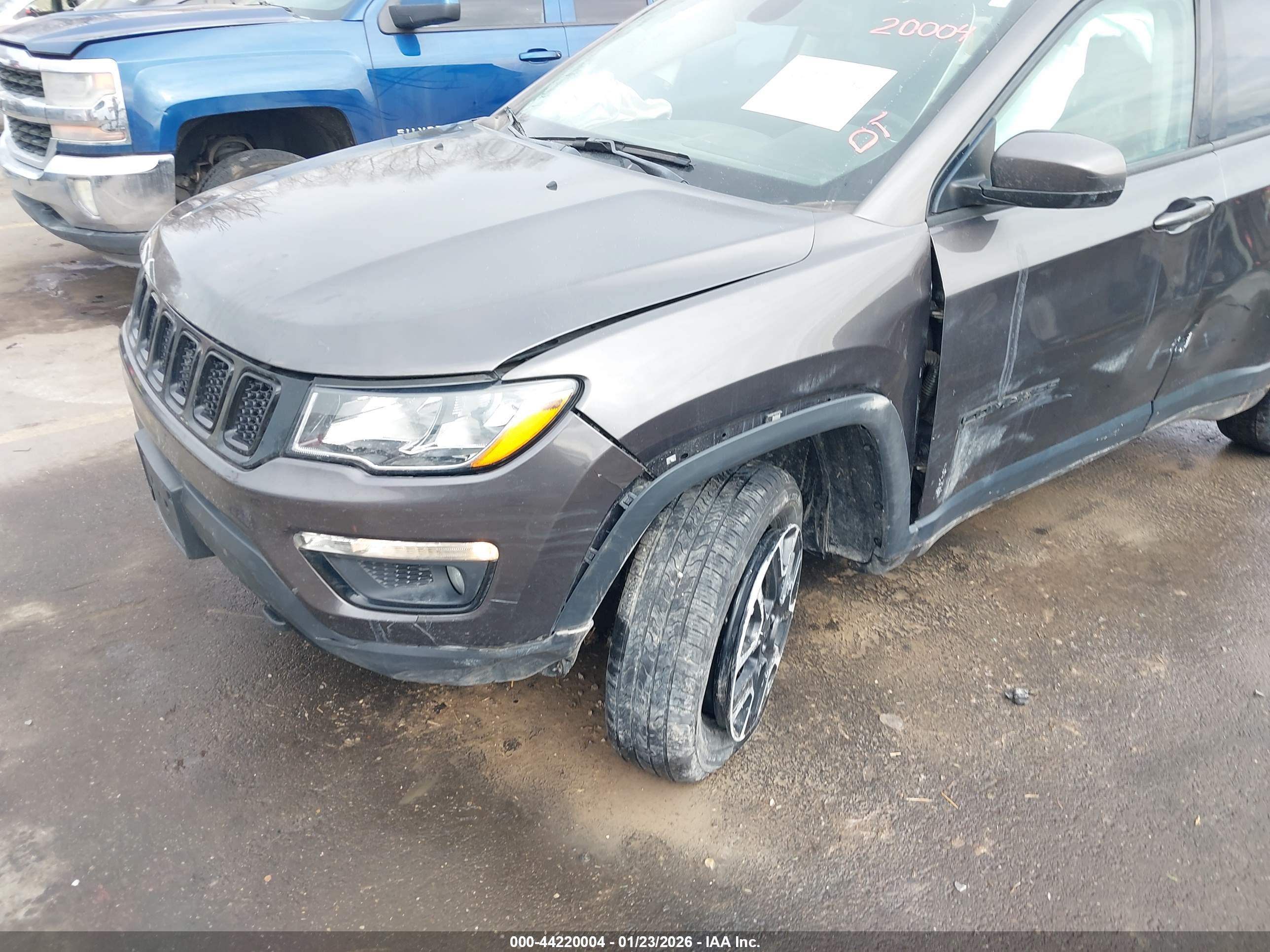 JEEP COMPASS image 6