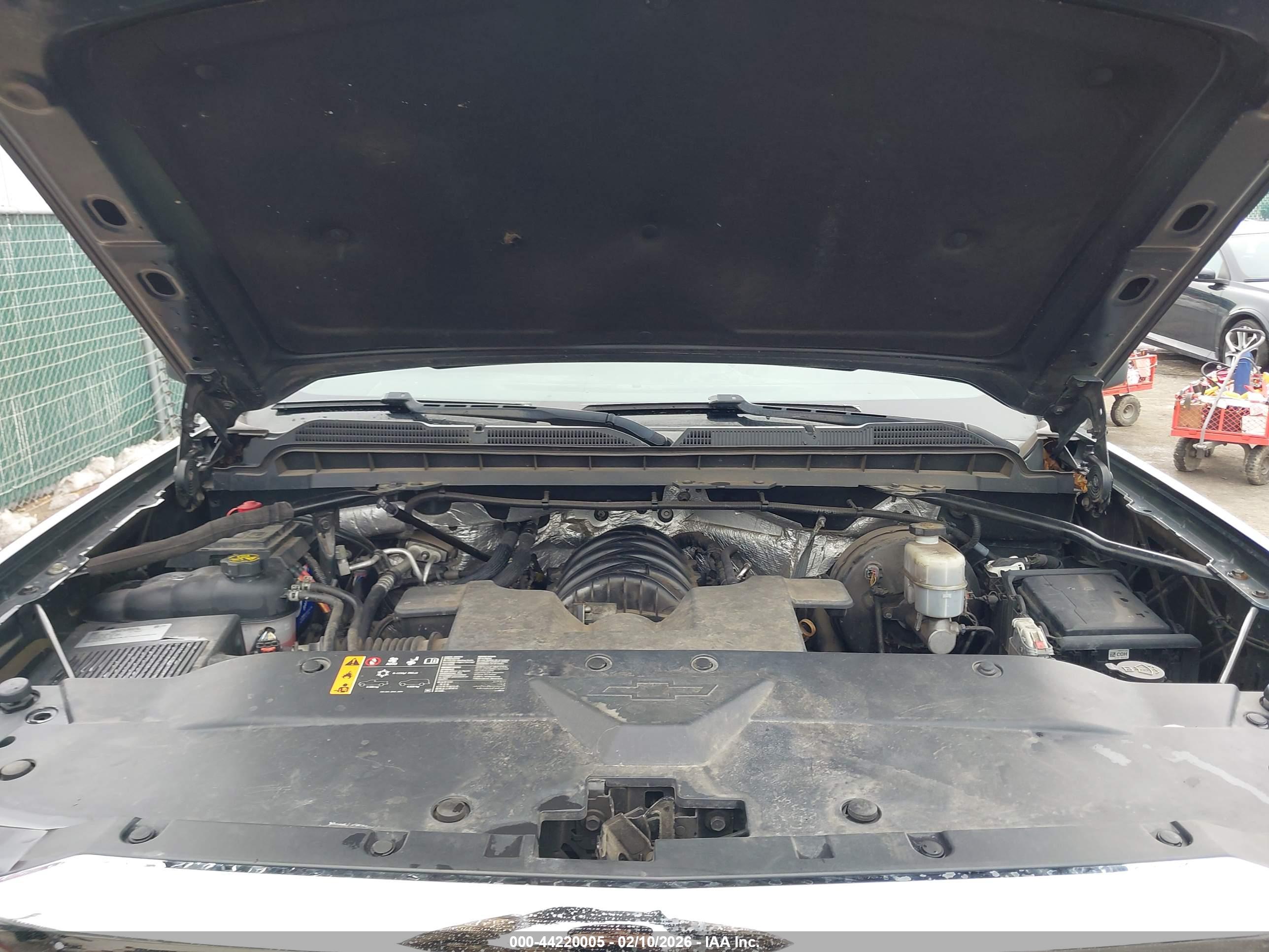 CHEVROLET SILVERADO image 10