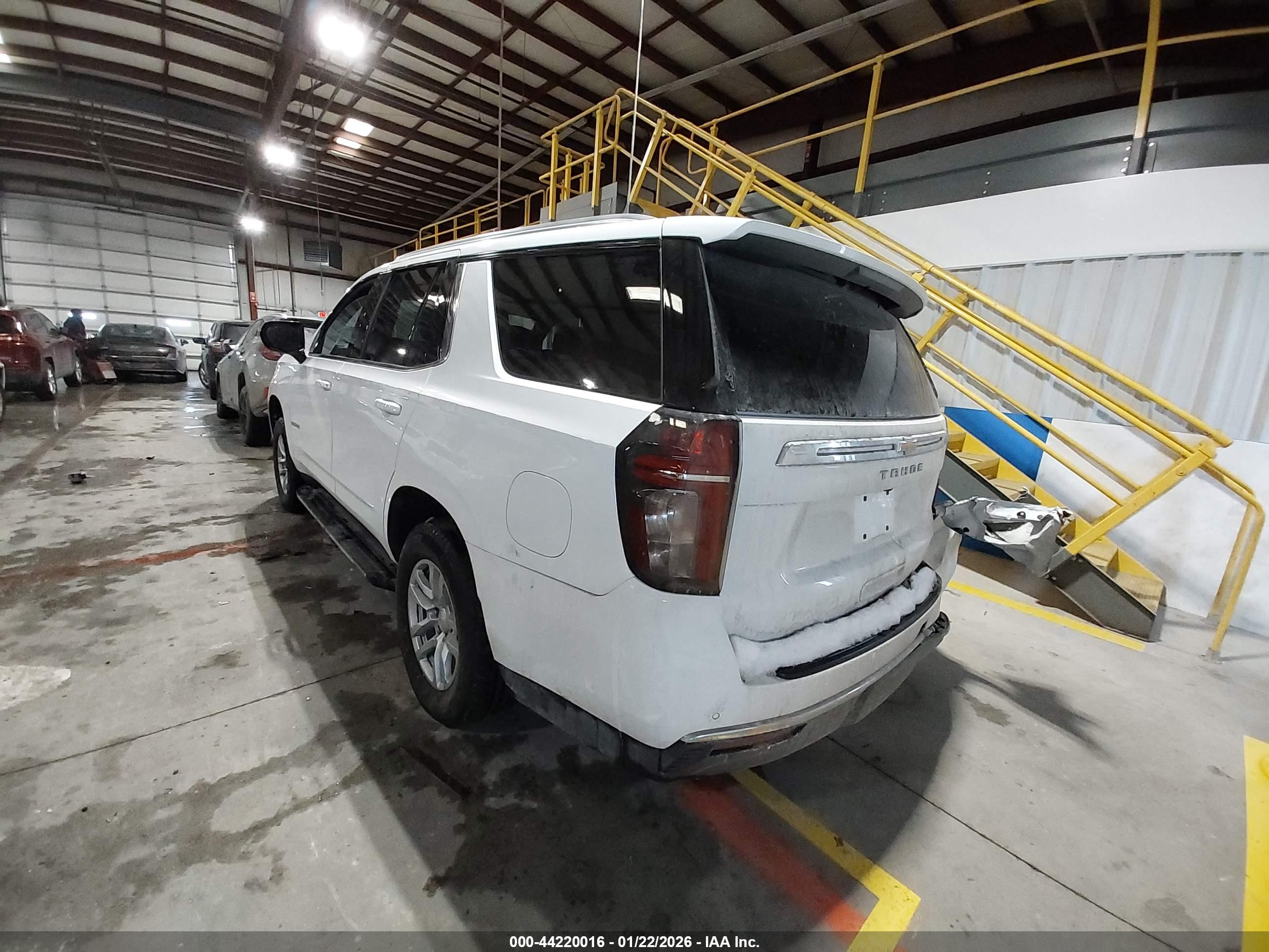 CHEVROLET TAHOE image 3