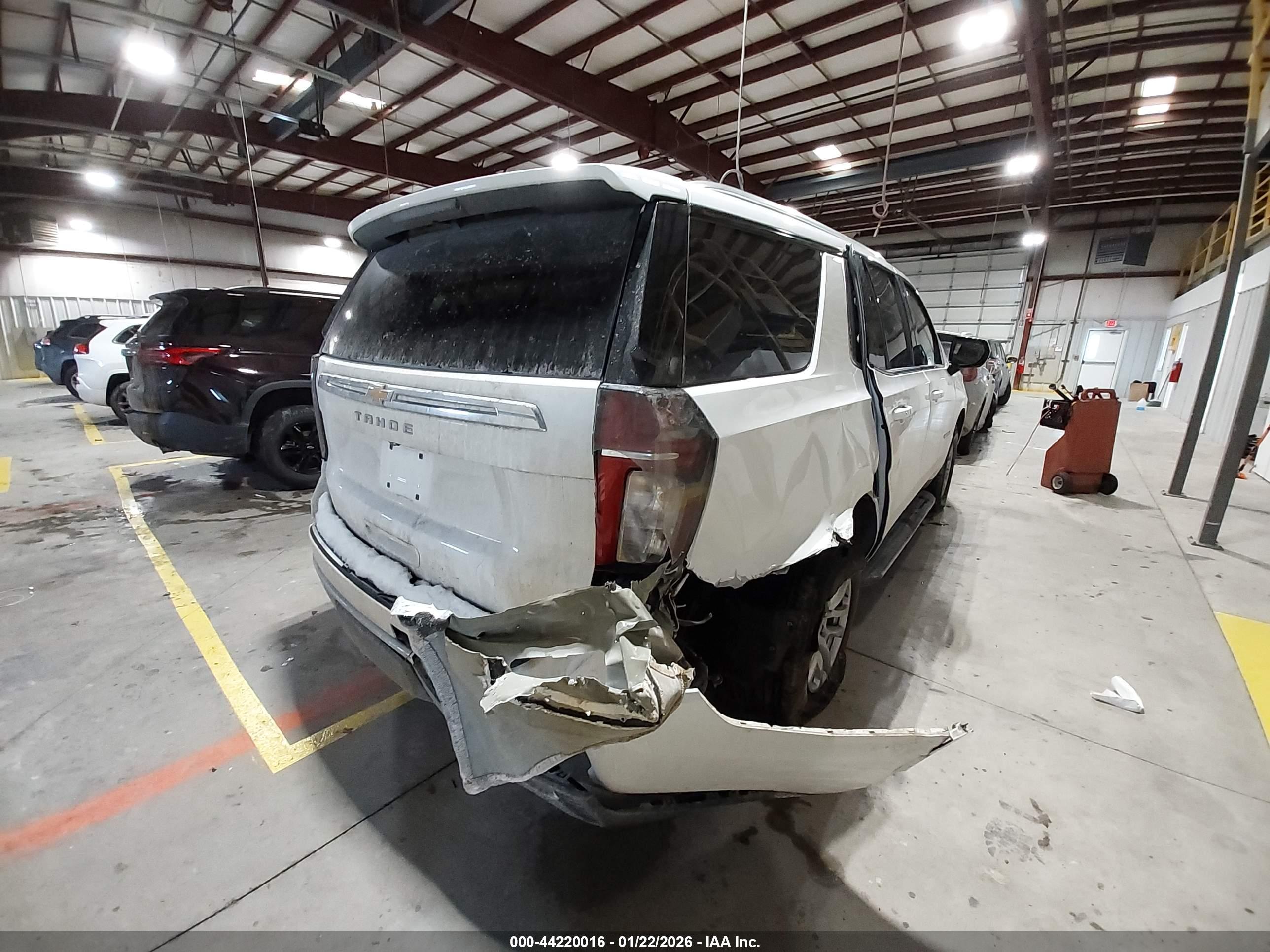 CHEVROLET TAHOE image 4