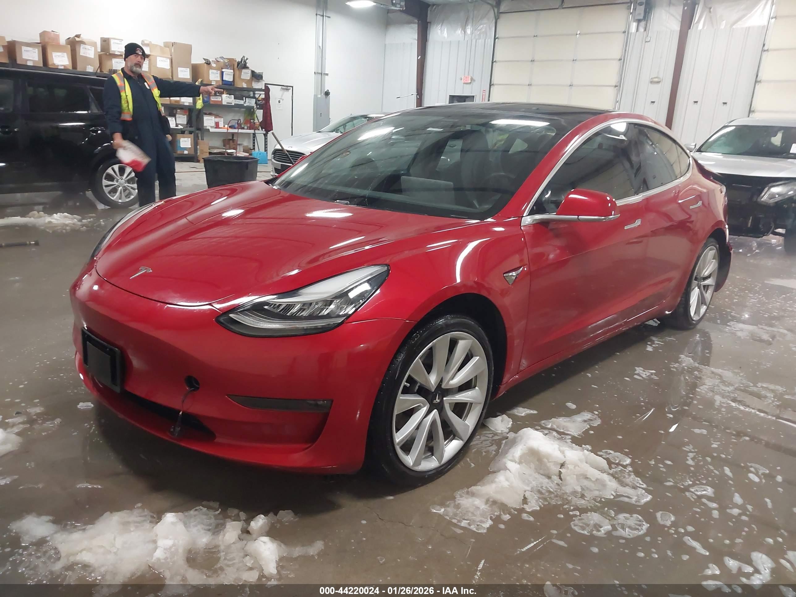 TESLA MODEL image 2