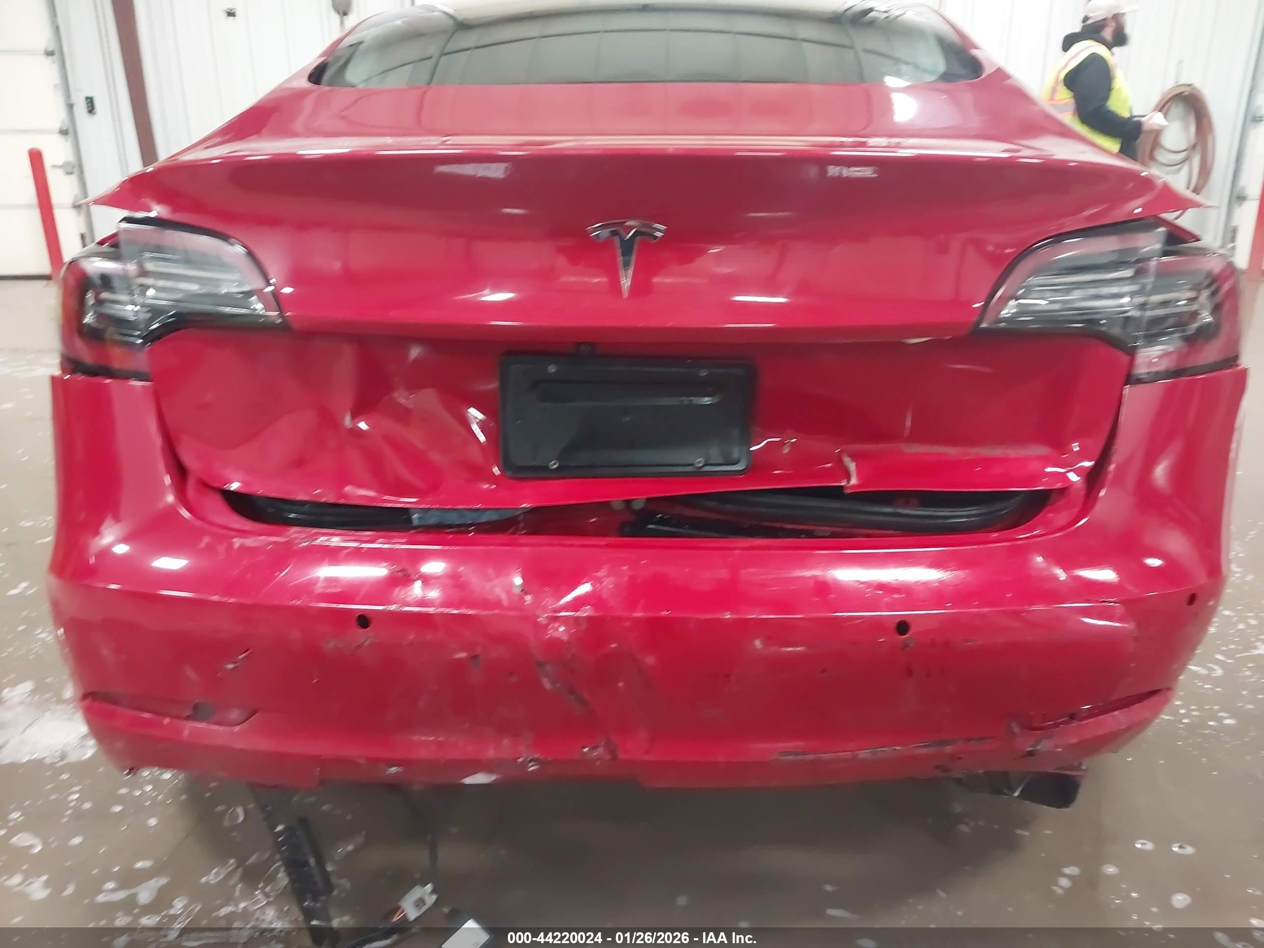 TESLA MODEL image 6