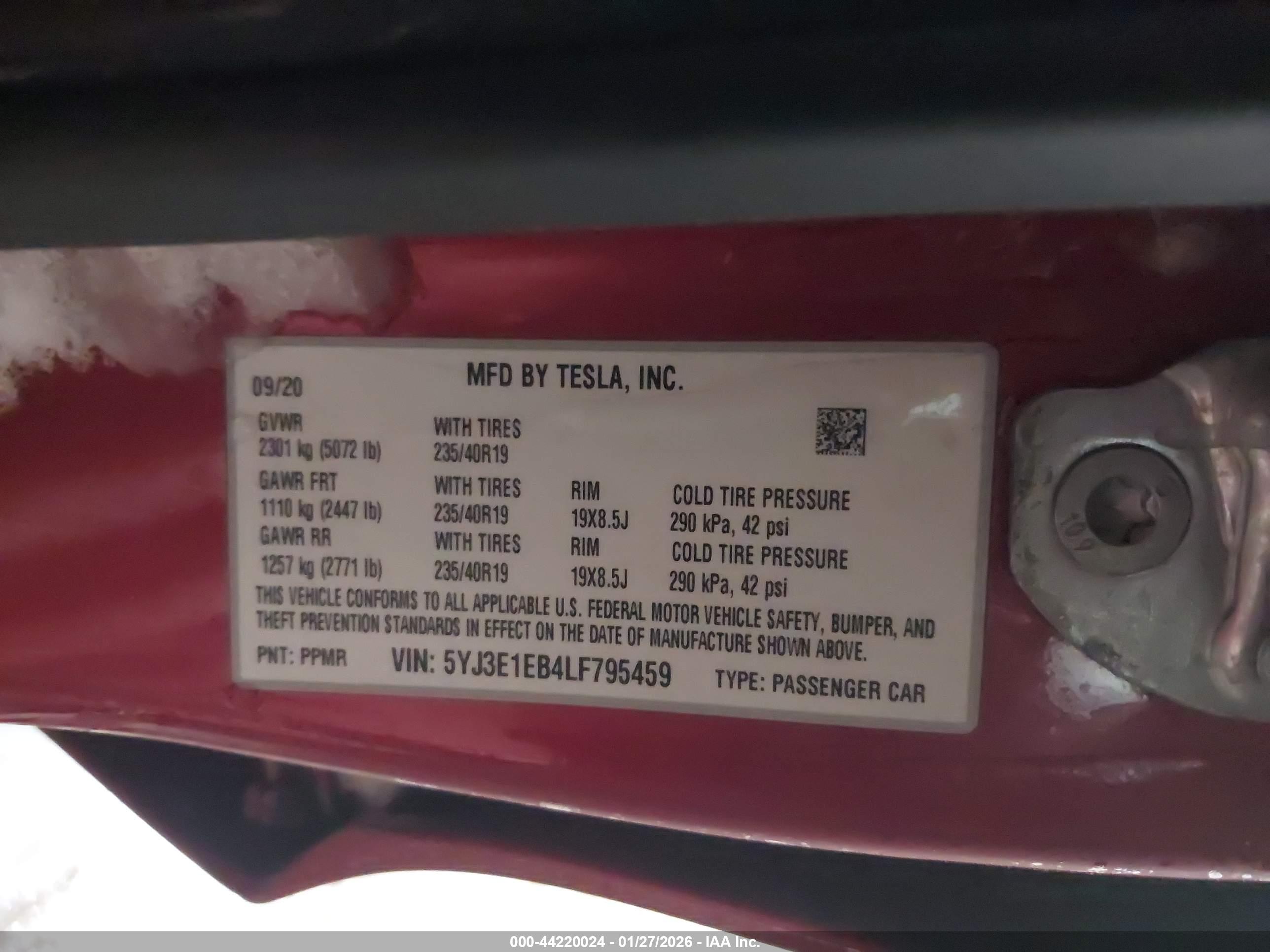 TESLA MODEL image 9