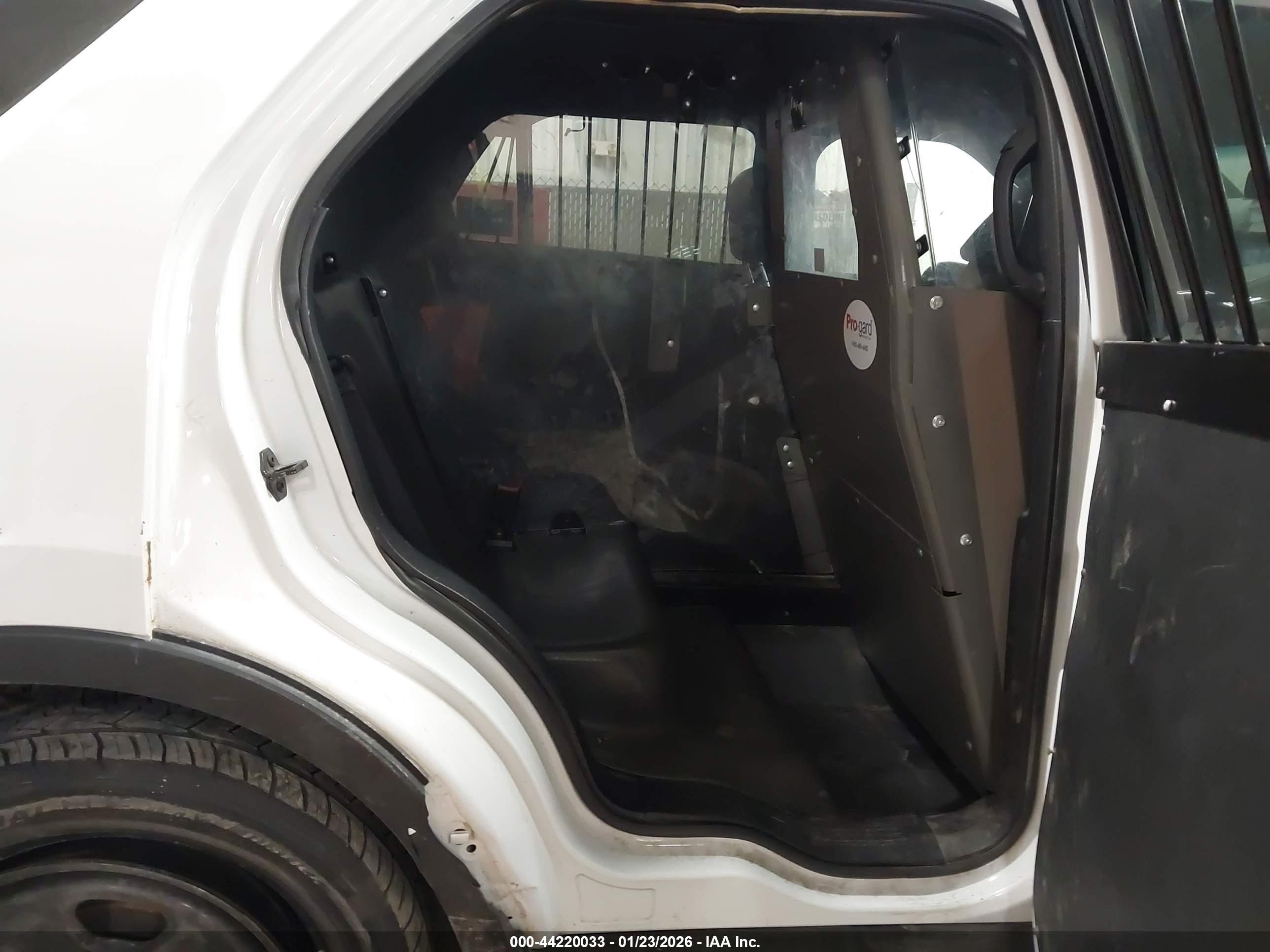 FORD UTILITY image 8