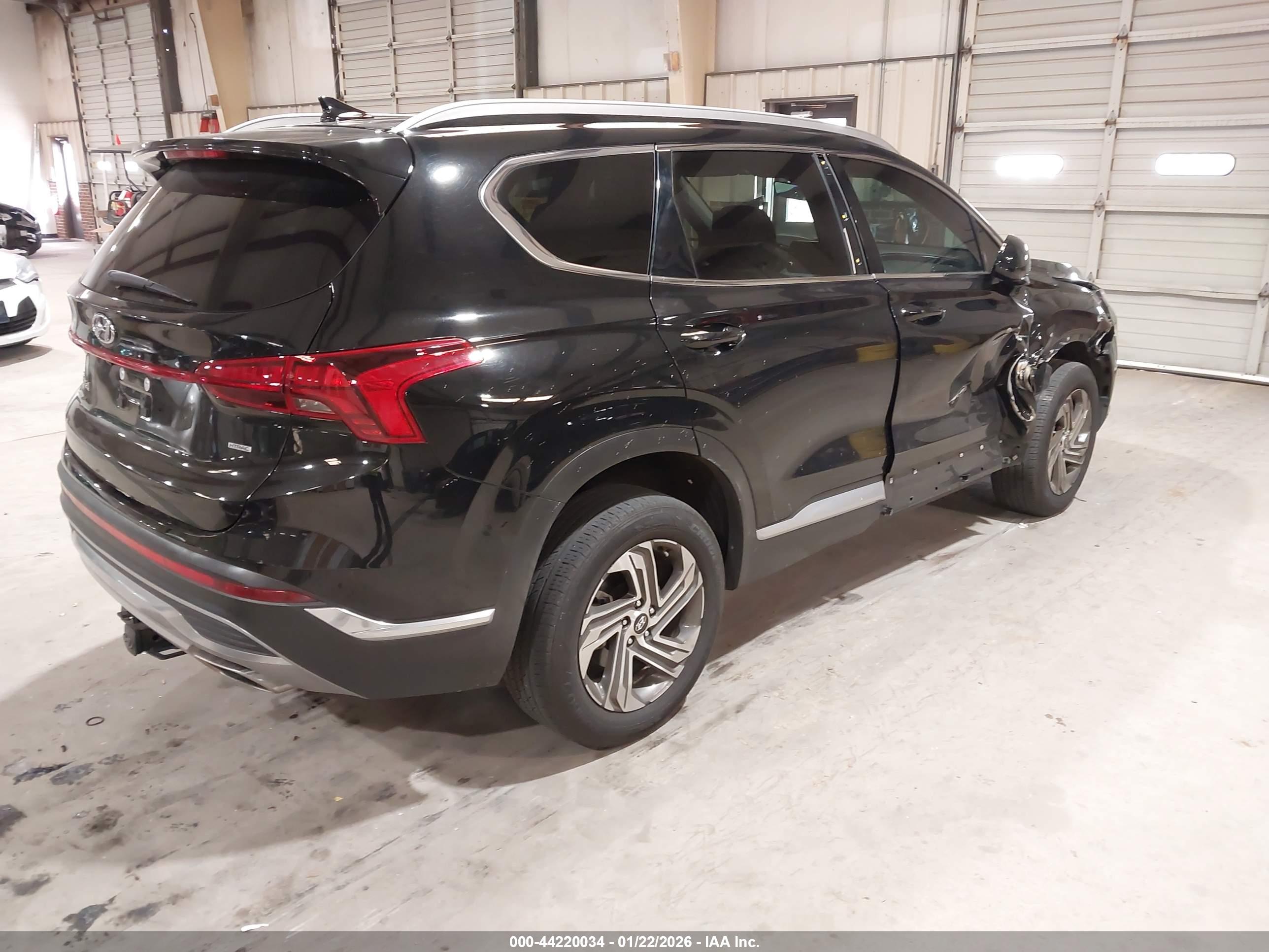 HYUNDAI SANTA image 4