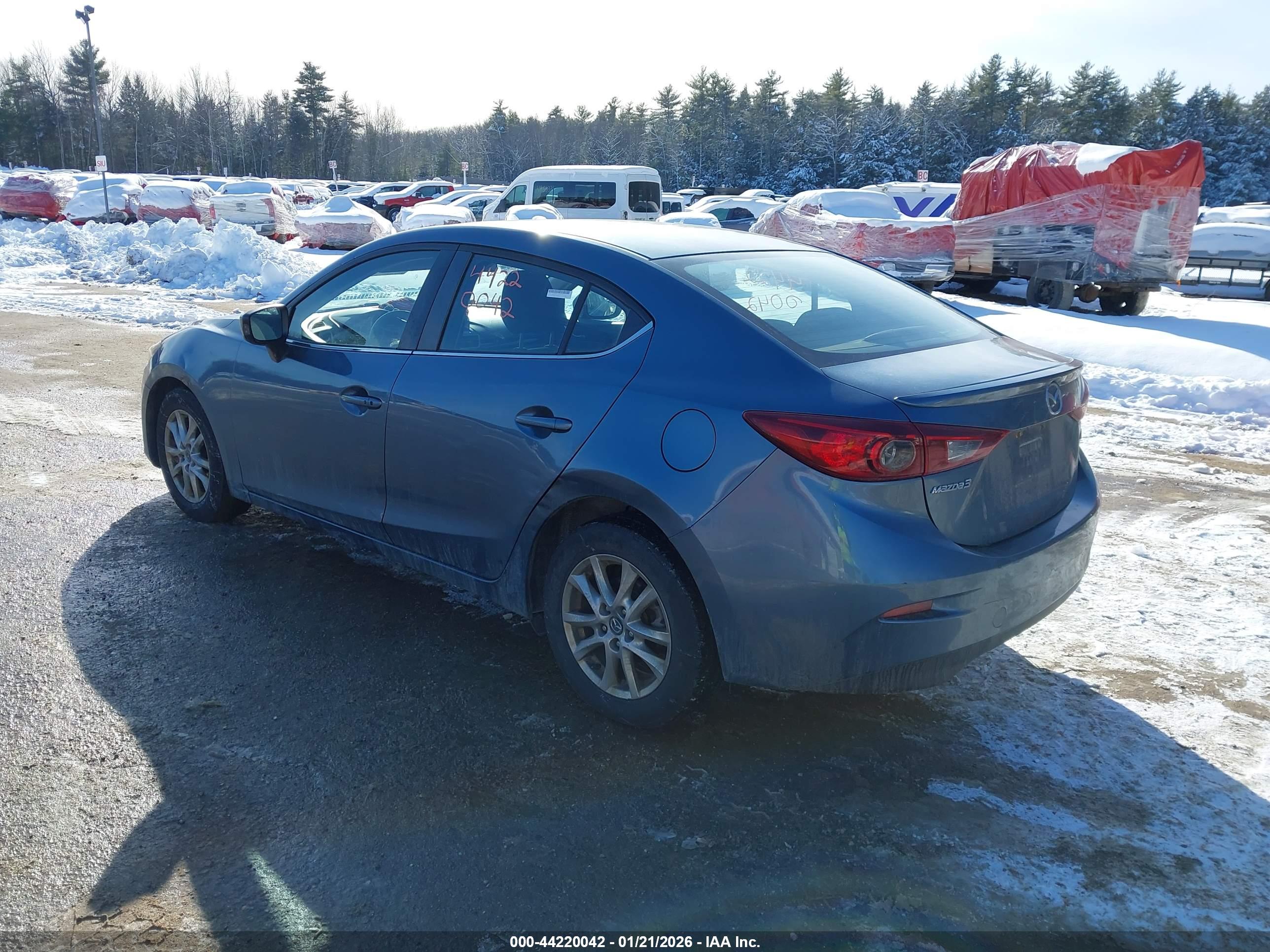 MAZDA MAZDA3 image 3