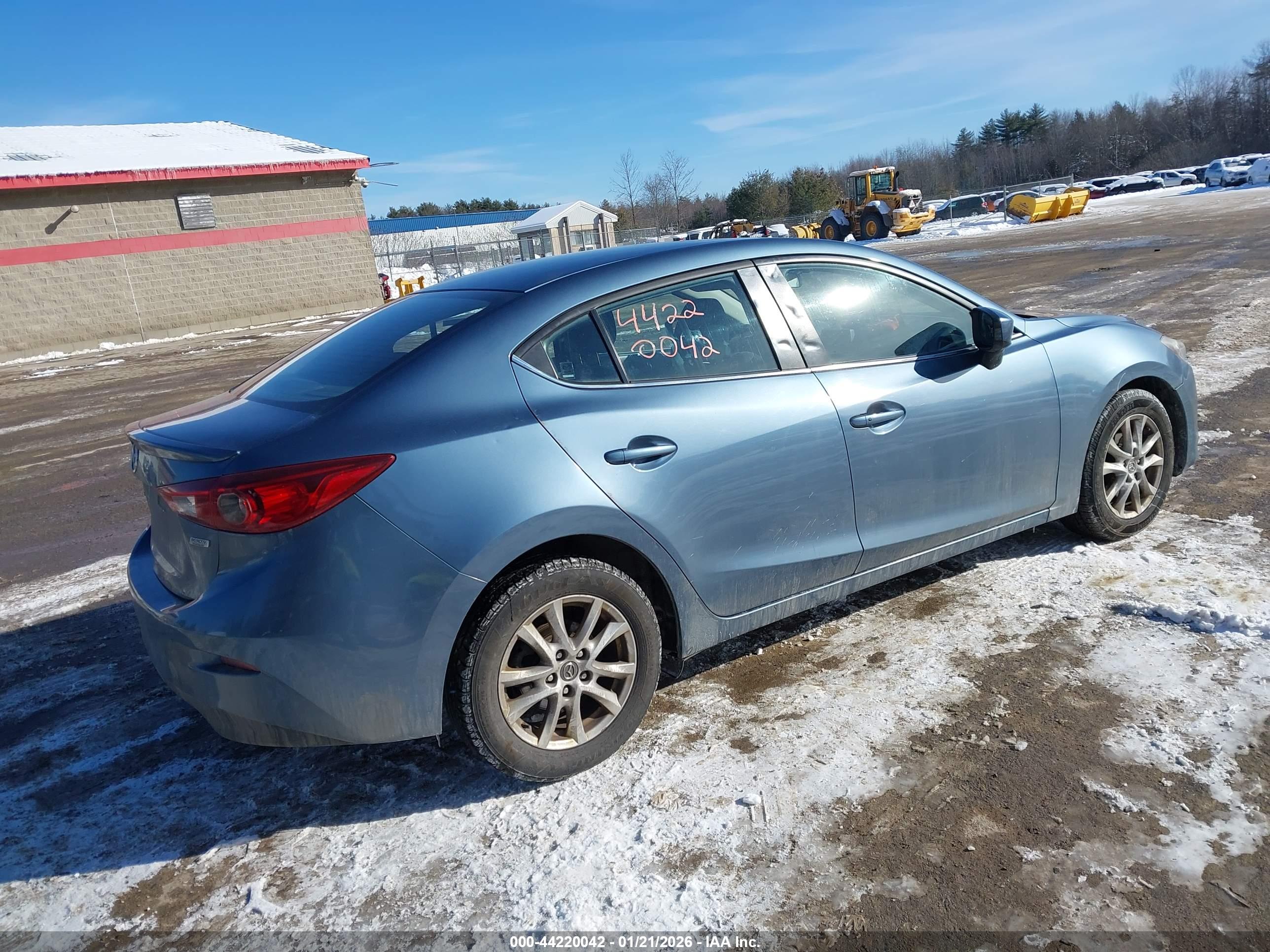 MAZDA MAZDA3 image 4