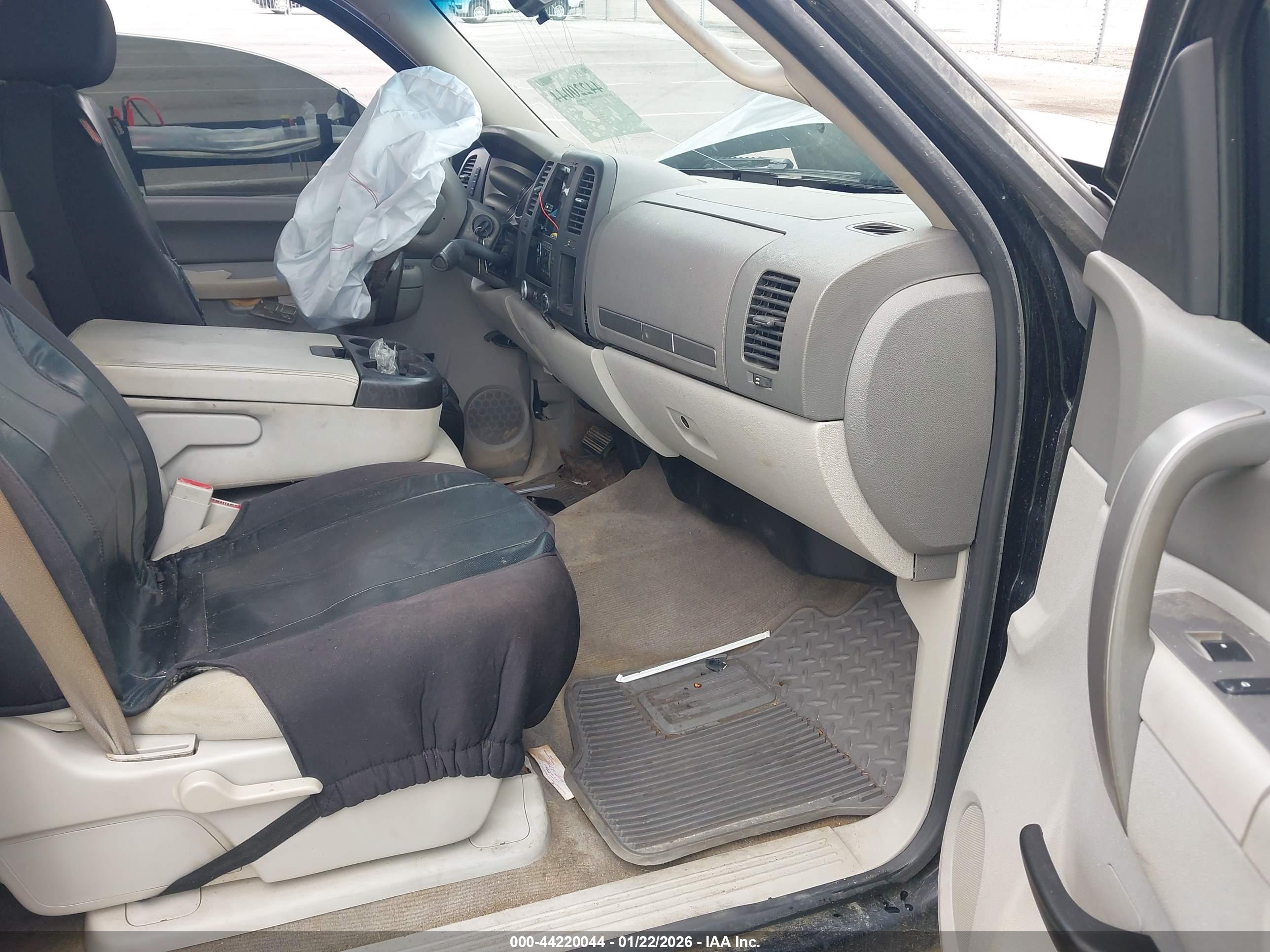 GMC SIERRA image 5