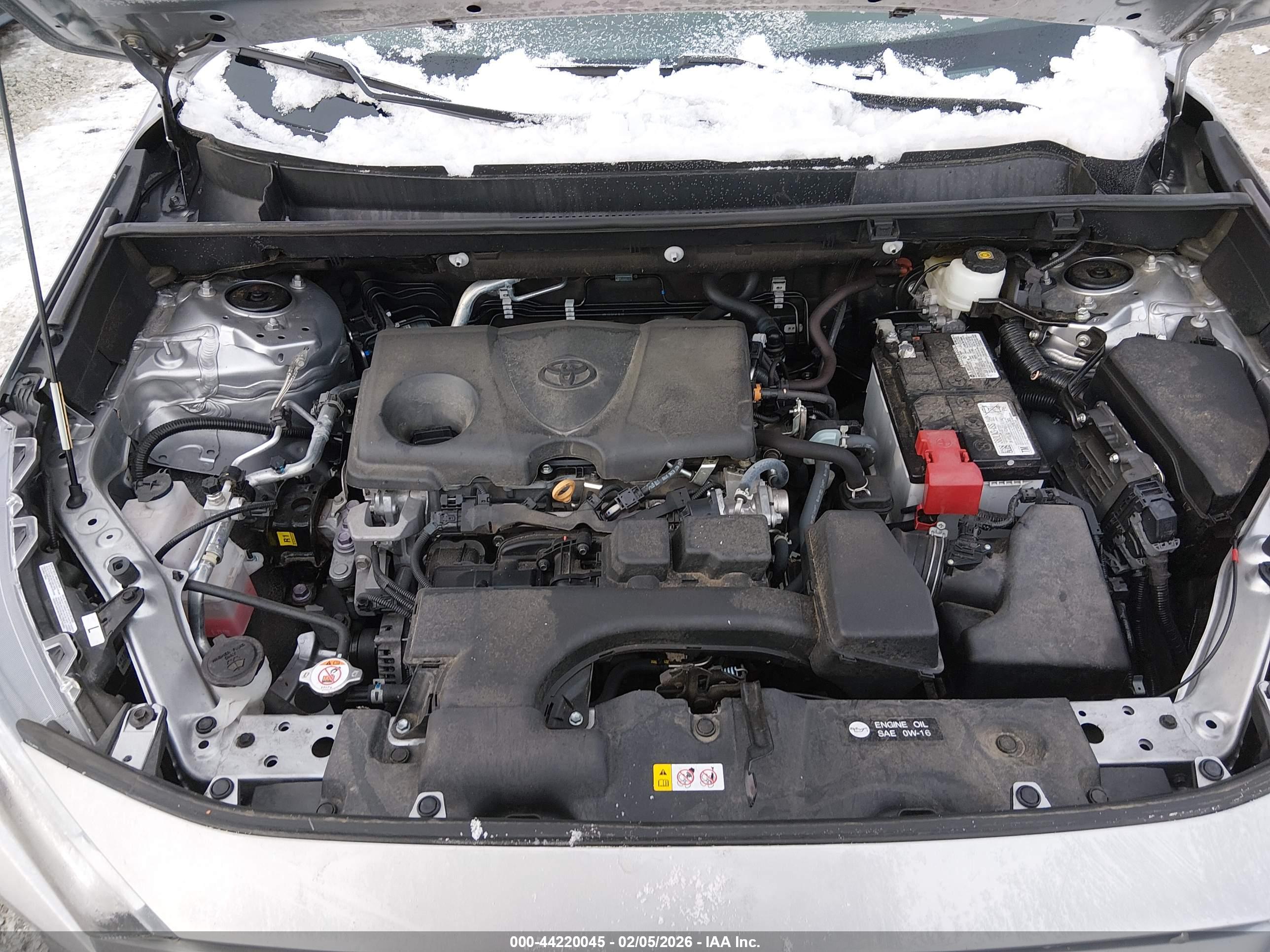 TOYOTA RAV4 image 10