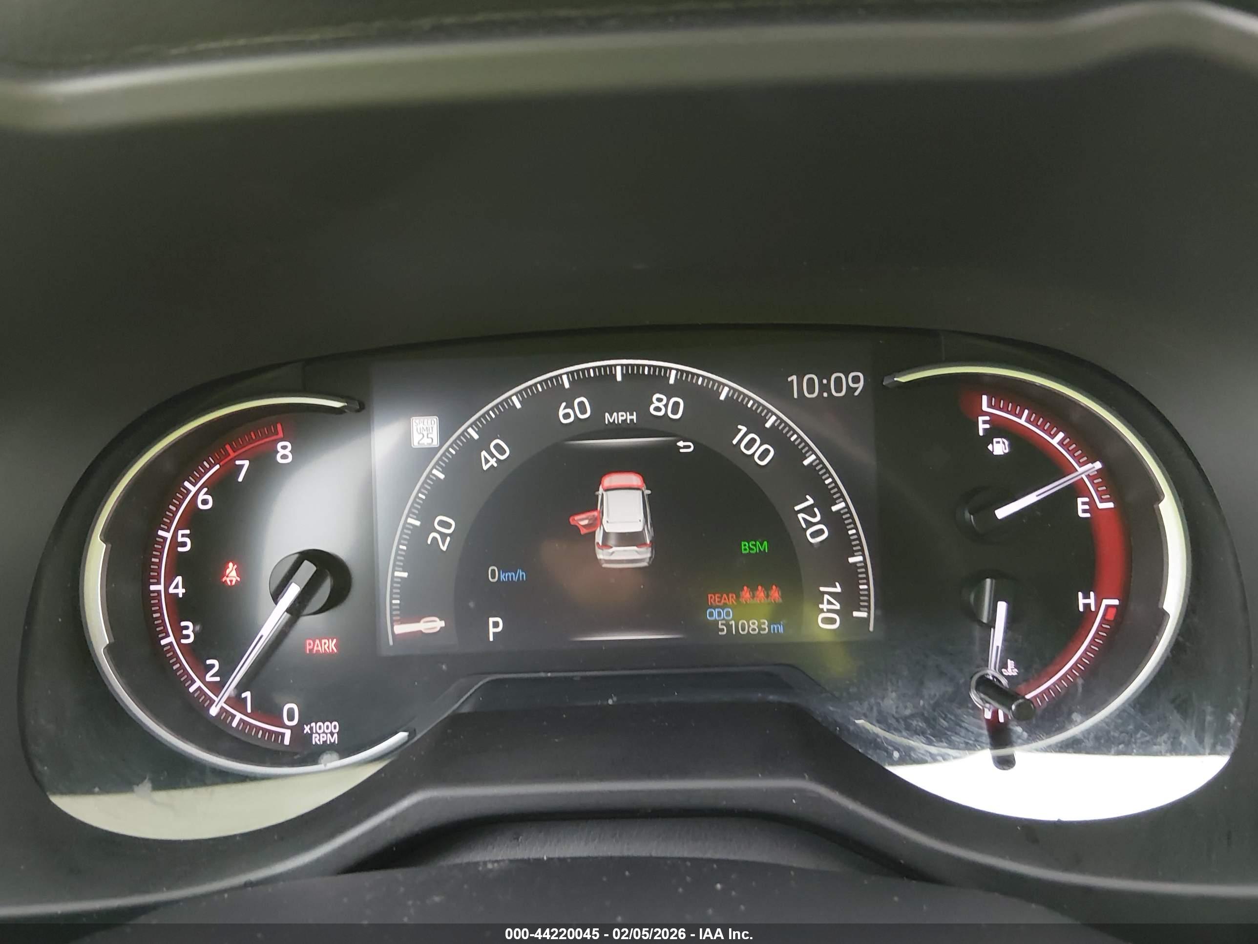 TOYOTA RAV4 image 7